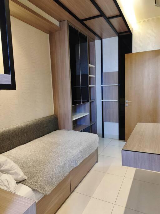 The Mansion Kemayoran 4 Pax Apartment Jakarta