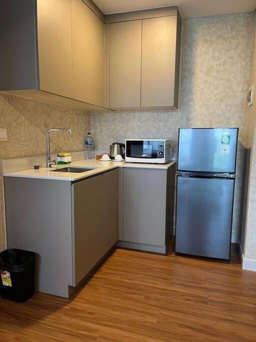 Gold Coast Amsterdam 1br Netflix Sofabed Apartment *