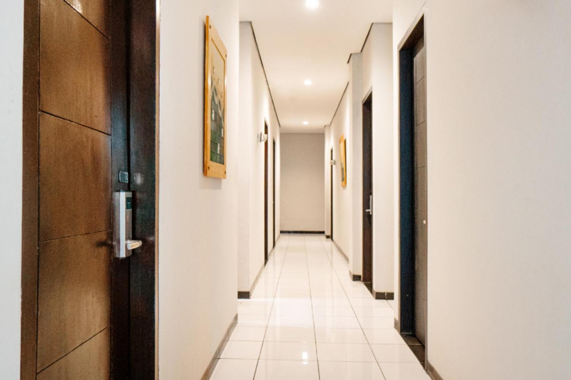 Aparthotel At Setiabudi Selatan