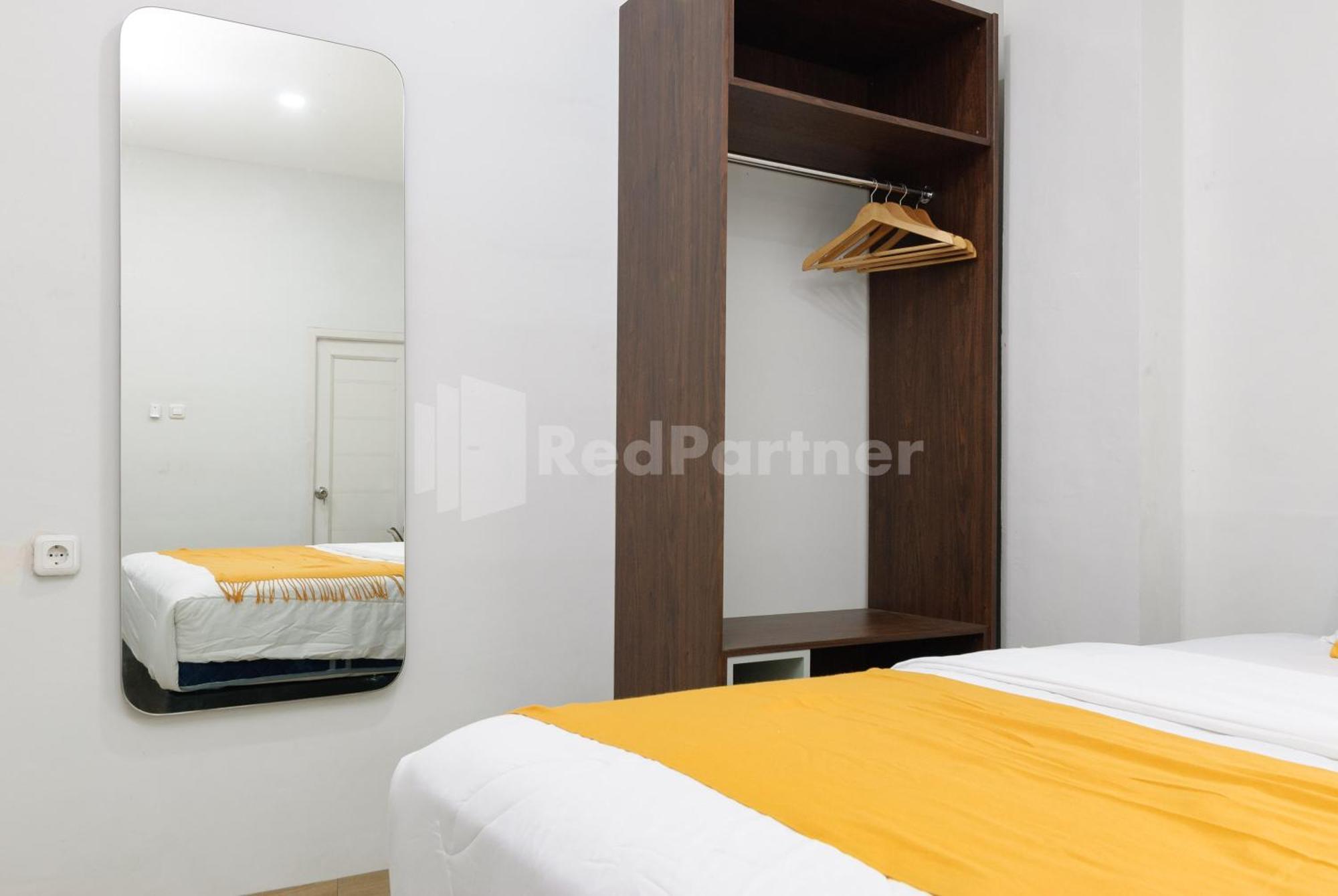 Go Redpartner Hotel *