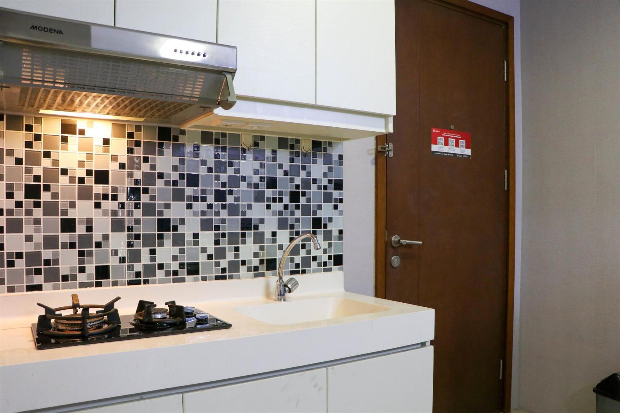 Apartment Minimalist And Warm 1br Signature Park Grande By Travelio Jakarta