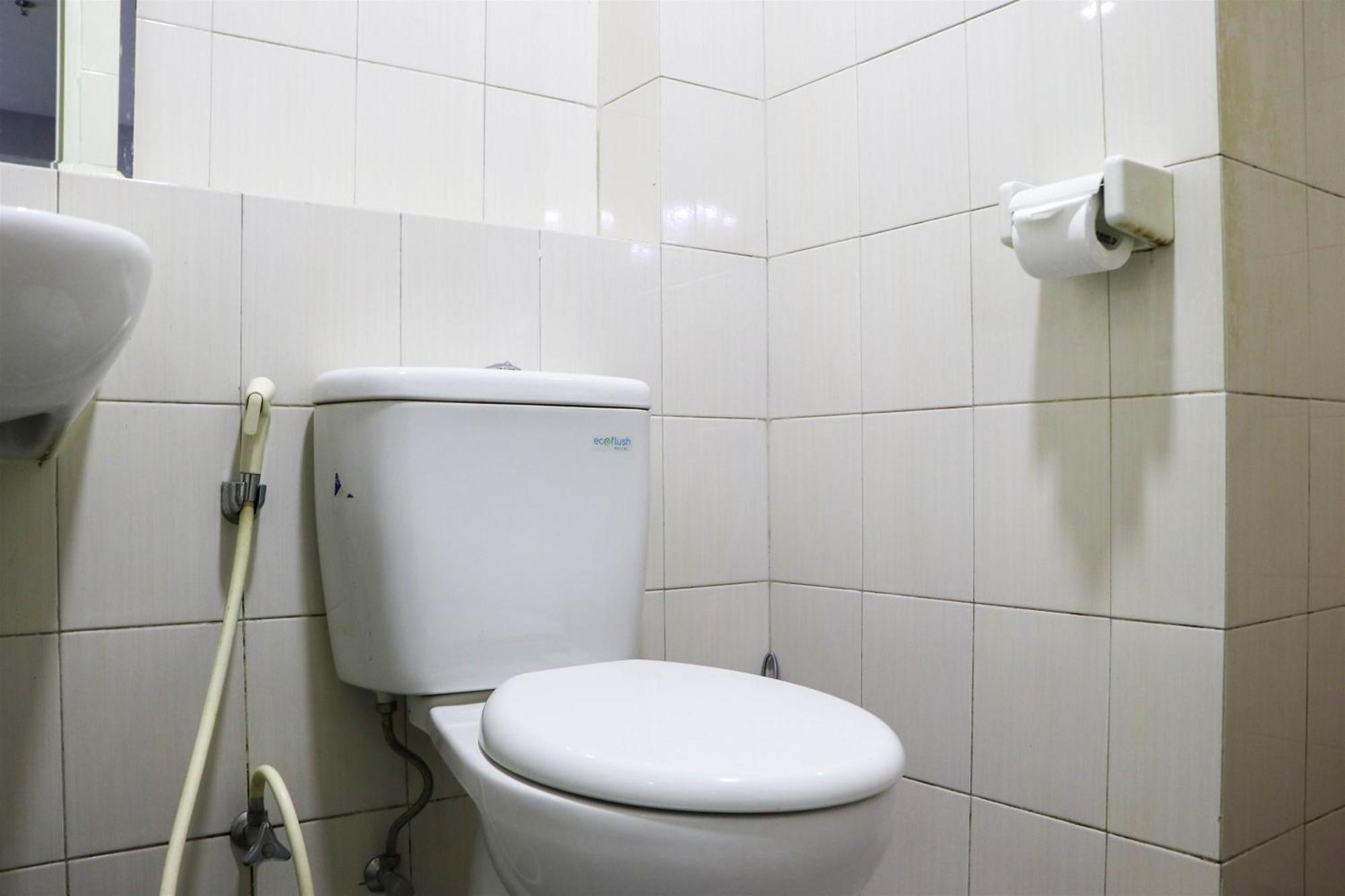 Minimalist And Warm 1br Signature Park Grande By Travelio Apartment Jakarta