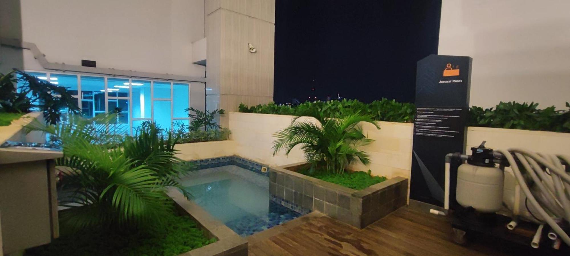 Grand & Spacious 2-bedroom Family Retreat Căn hộ *