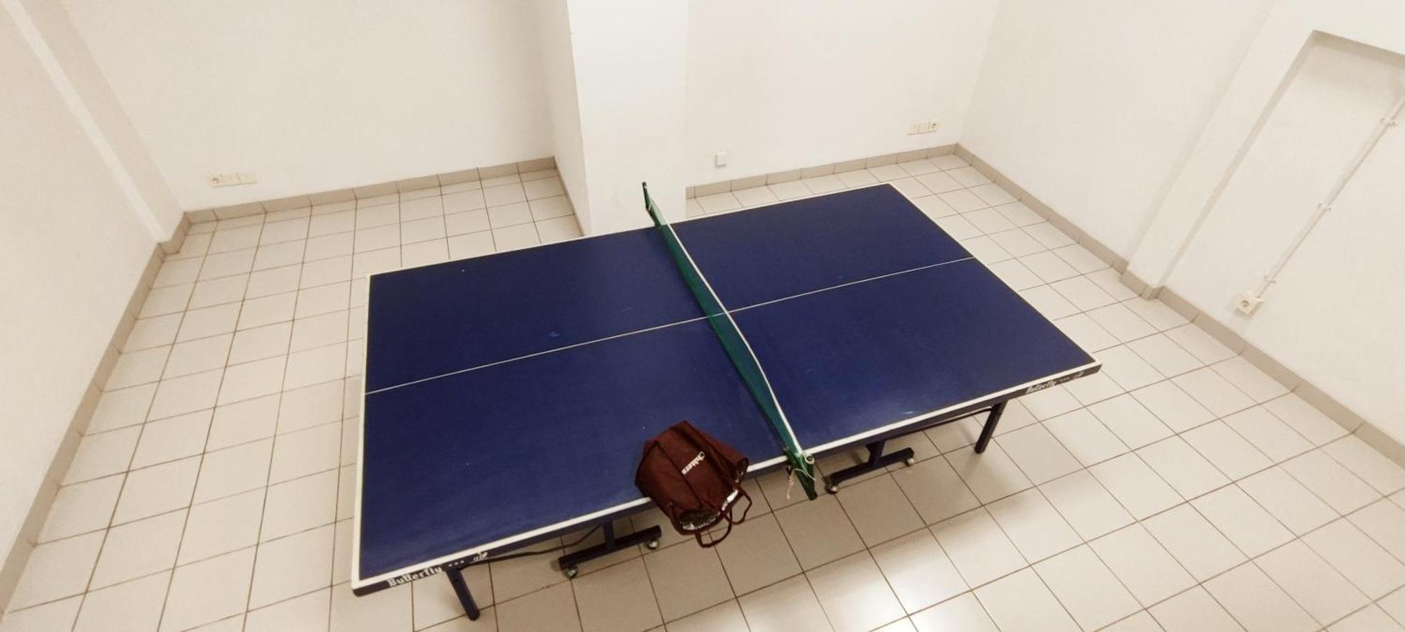 Grand & Spacious 2-bedroom Family Retreat * Jakarta