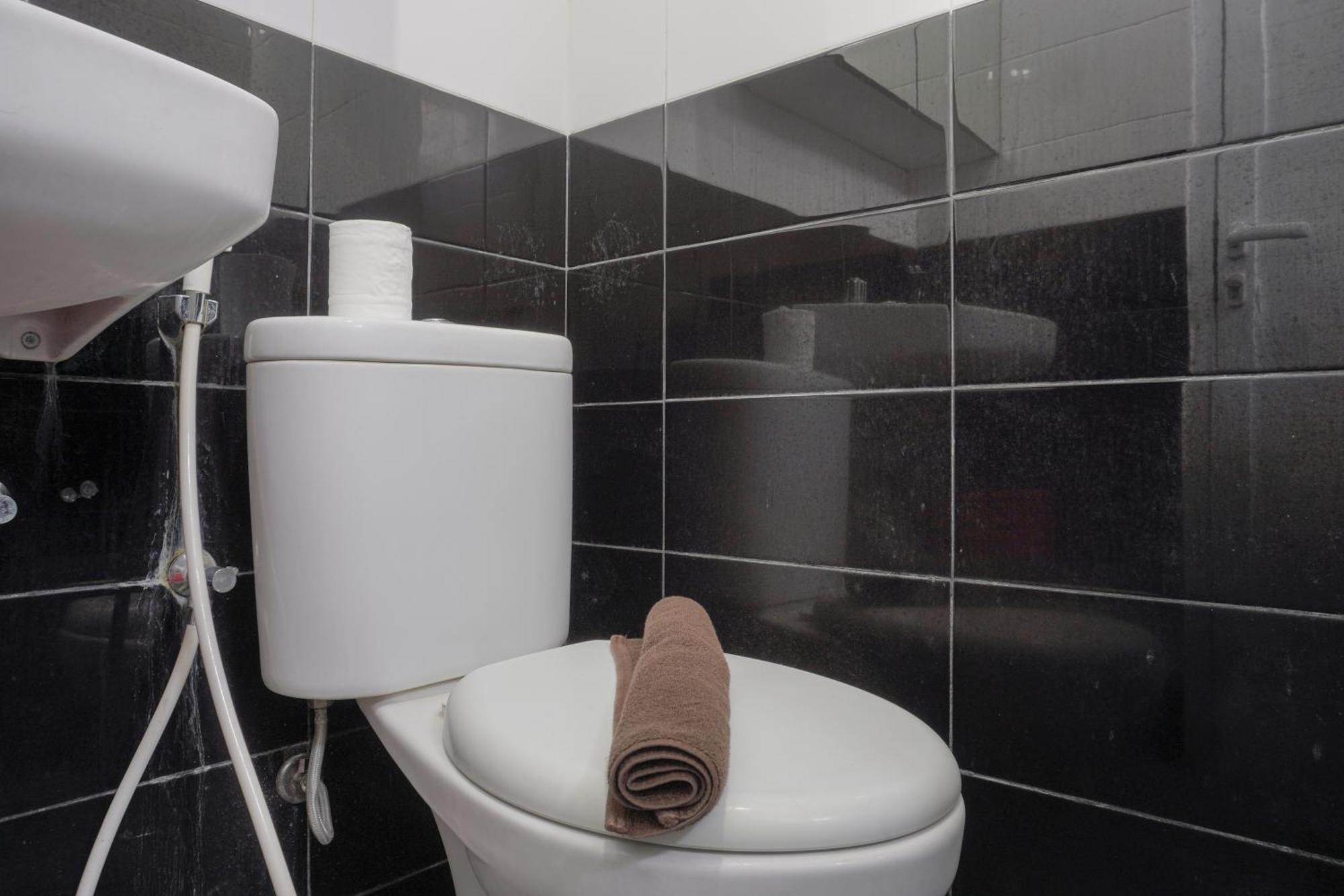 Cozy And Tidy 1br At Kebagusan By Travelio *