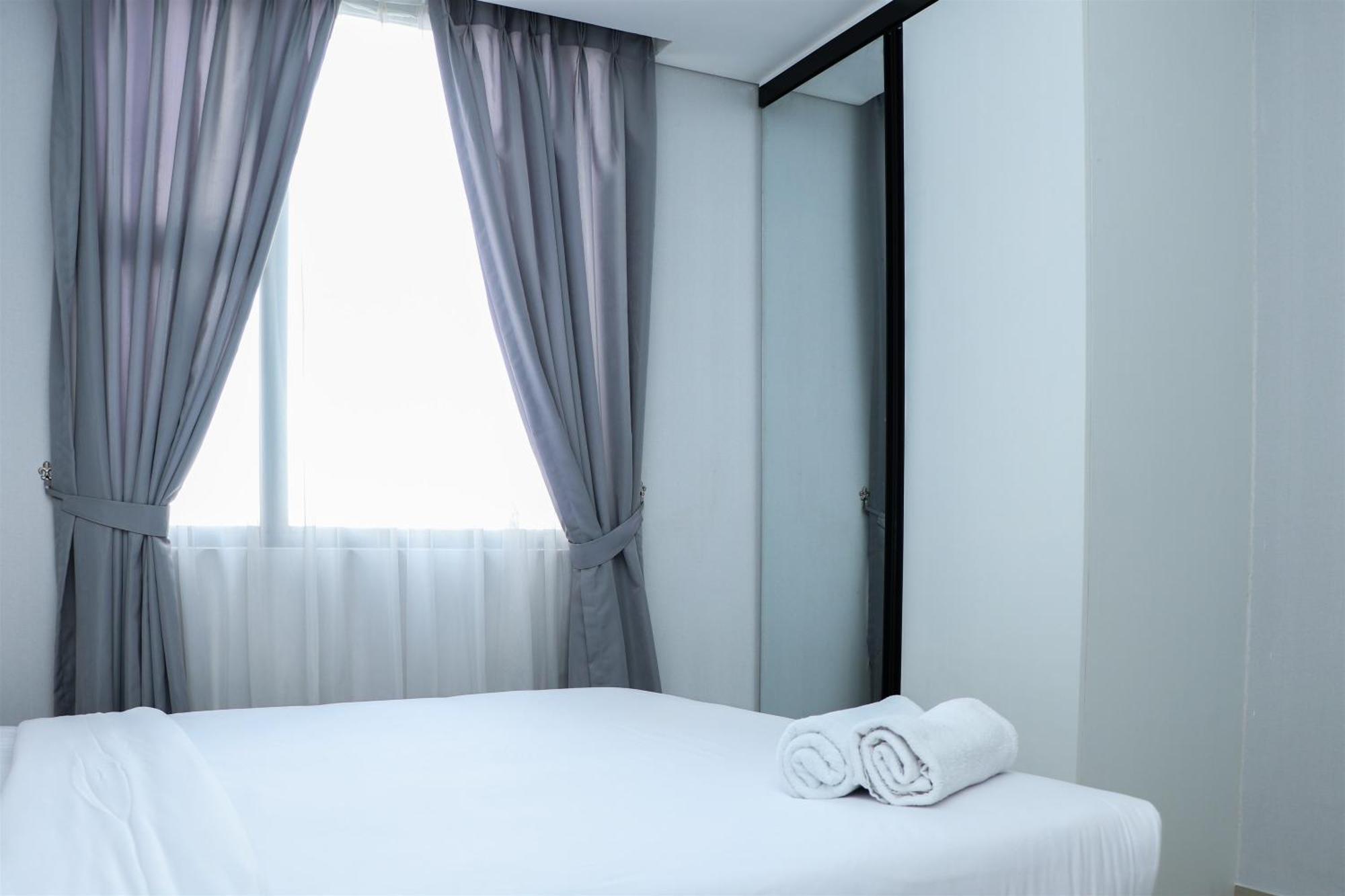 Apartment And Comfy 2br At Royal Olive By Travelio *