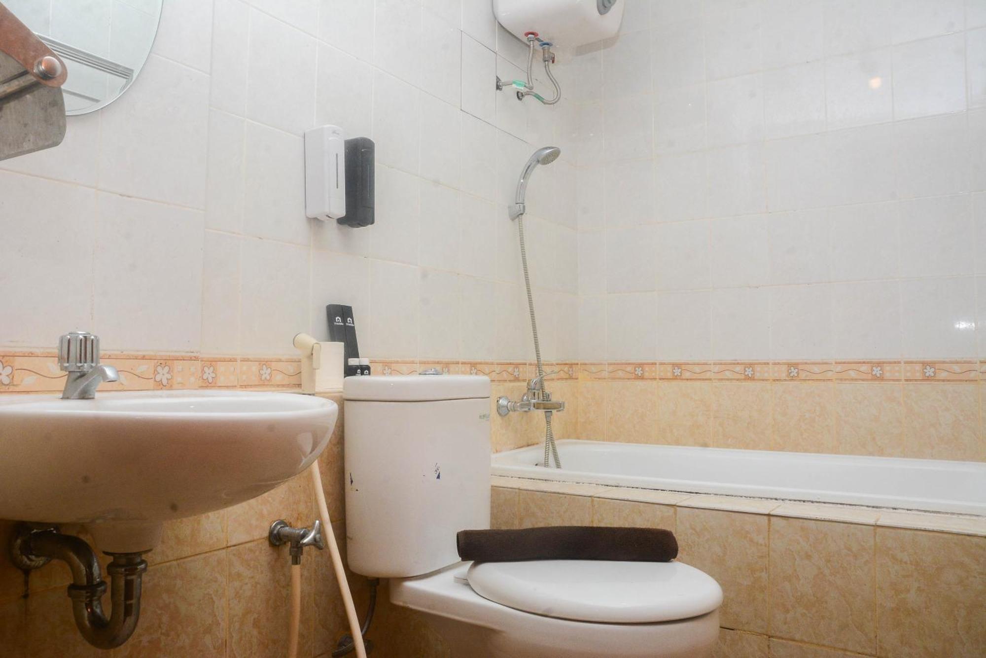 Elegant And 2br At Grand Palace Kemayoran By Travelio * Jakarta