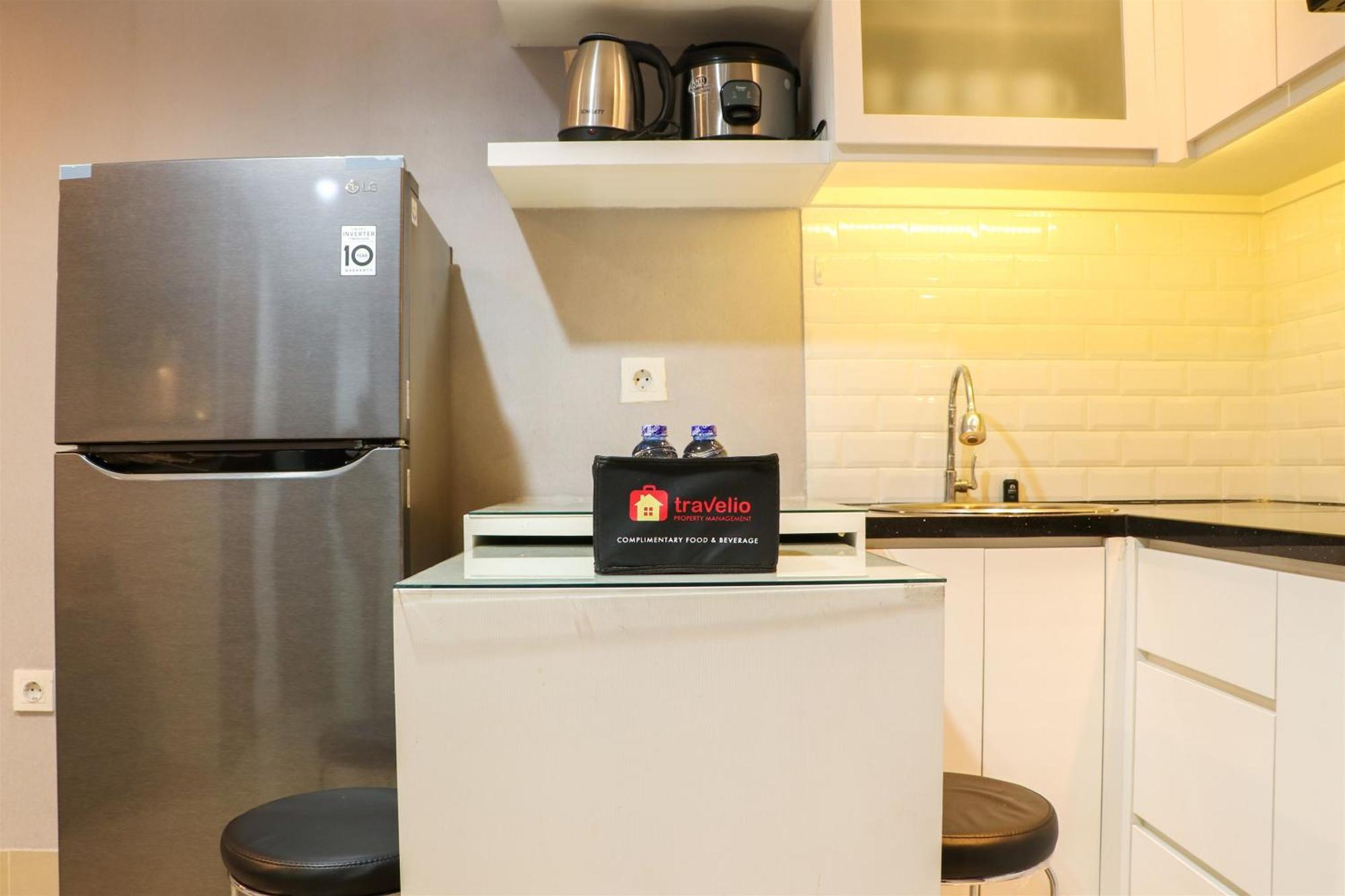 And Comfy 2br At Royal Olive By Travelio Apartment Jakarta