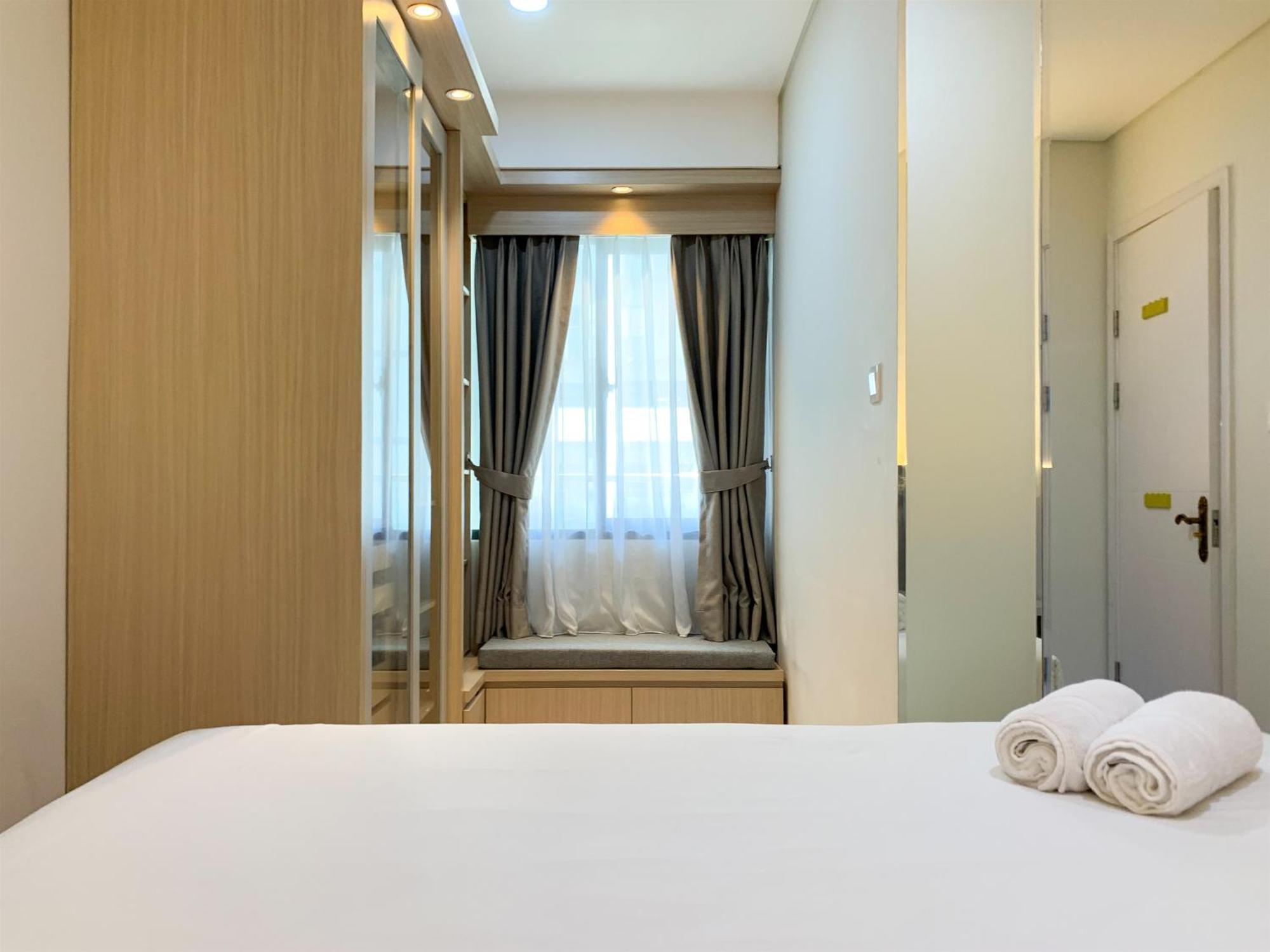 Comfort And Enjoy Living 2br At Daan Mogot By Travelio * Jakarta
