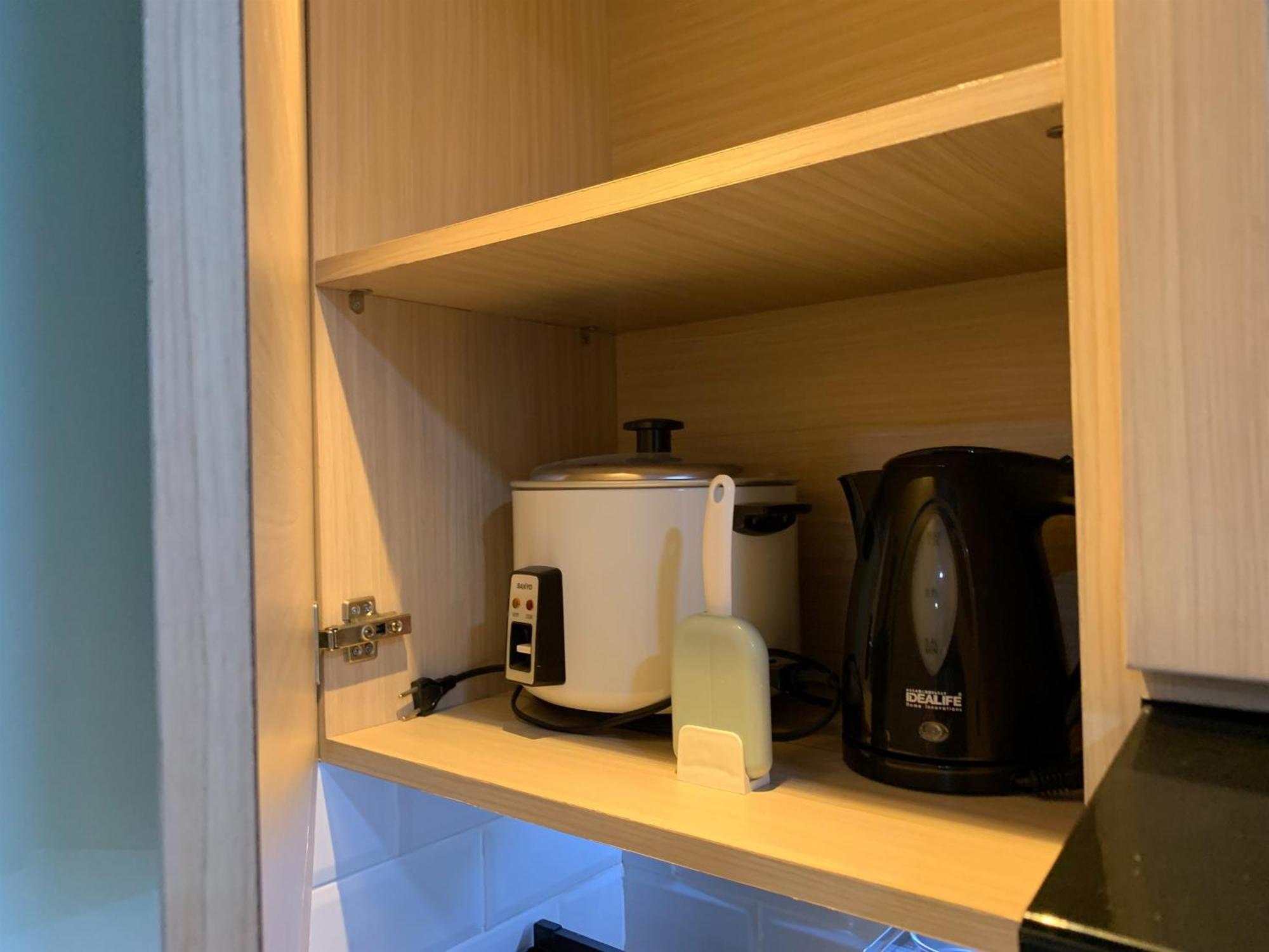 Comfort And Enjoy Living 2br At Daan Mogot By Travelio Jakarta