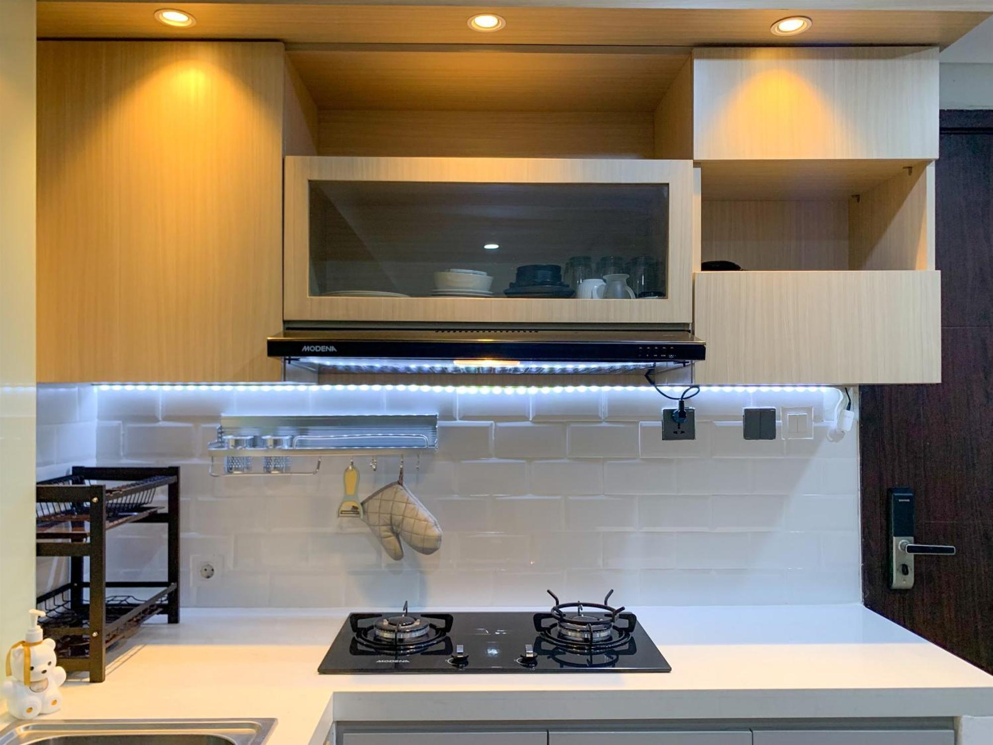 Comfort And Enjoy Living 2br At Daan Mogot By Travelio *