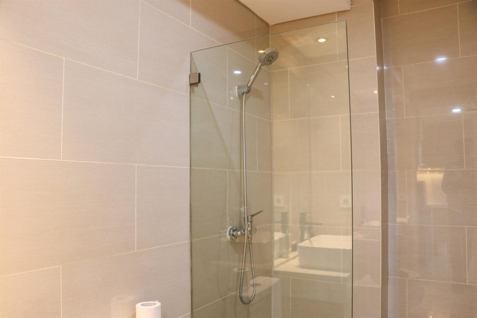 Apartment Brand New 2br At Daan Mogot By Travelio Jakarta