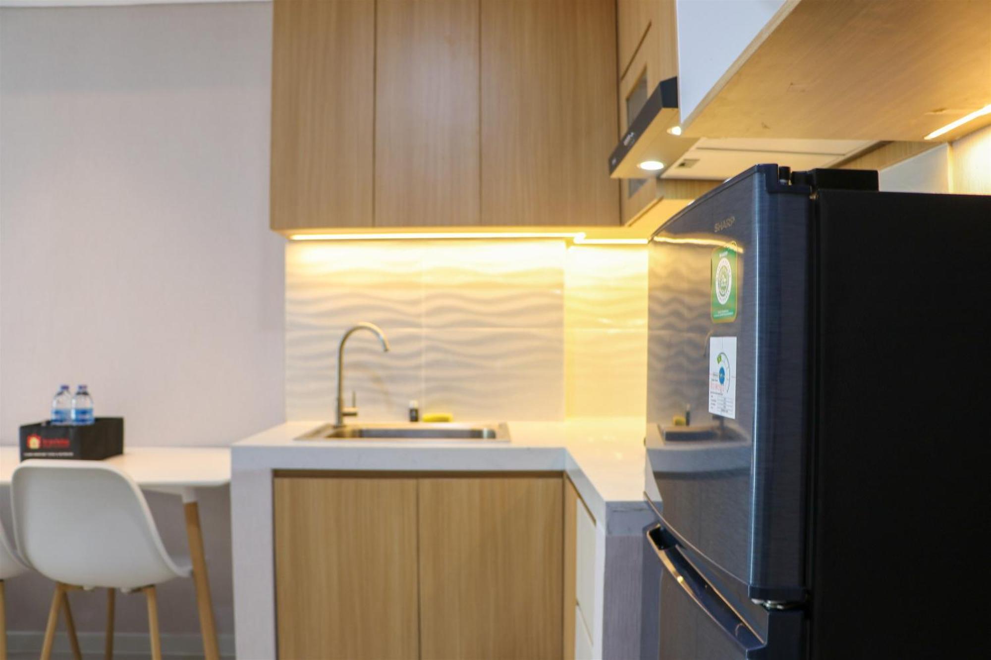 Brand New 2br At Daan Mogot By Travelio Apartment