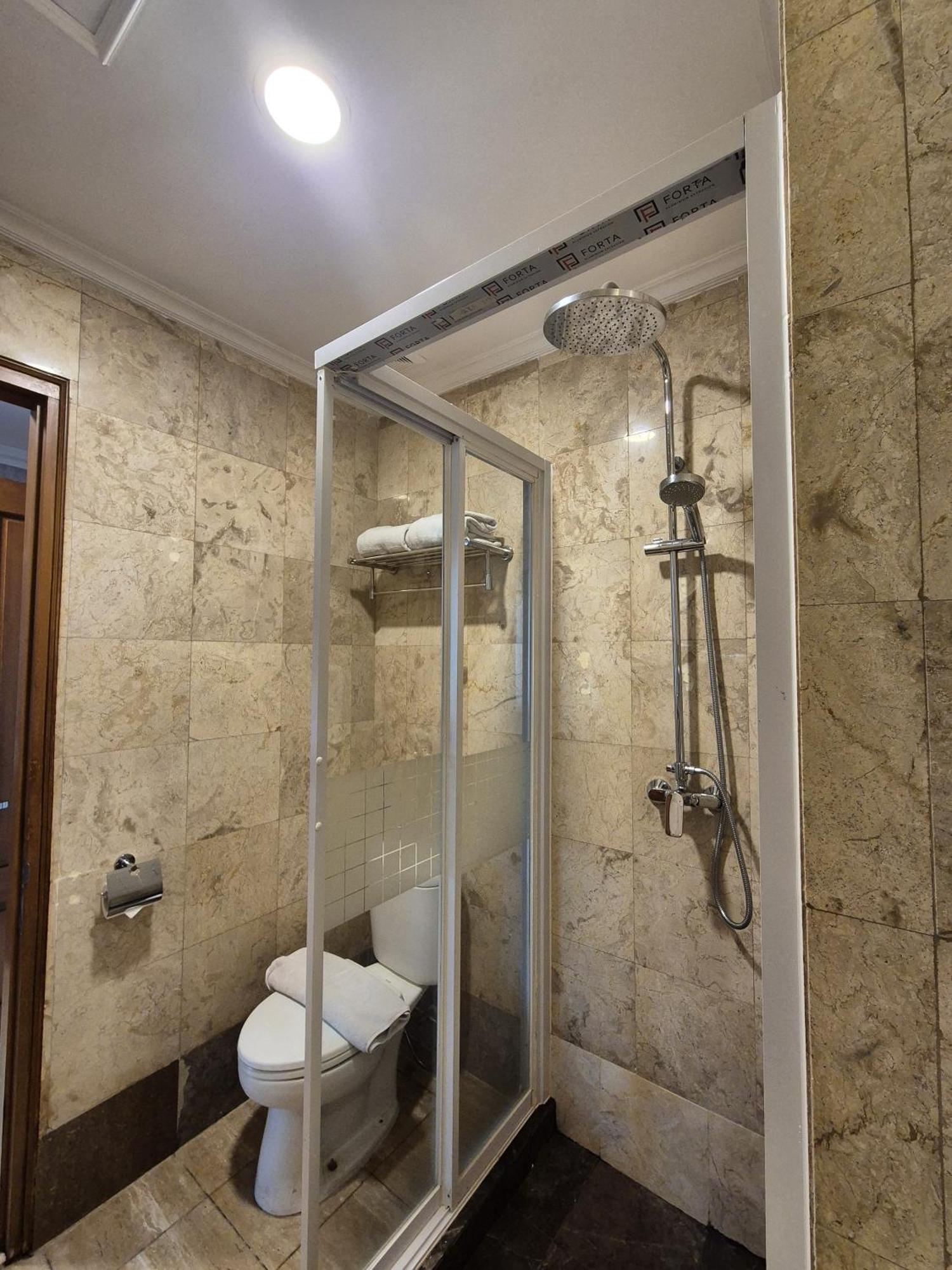 Giia Maluku Thamrin Hotel 4*