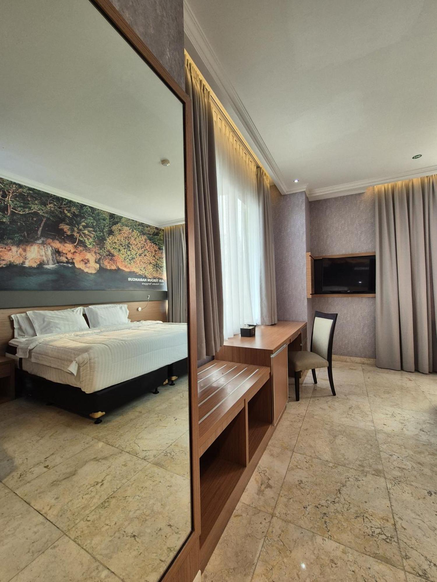 Hotel Giia Maluku Thamrin 4*