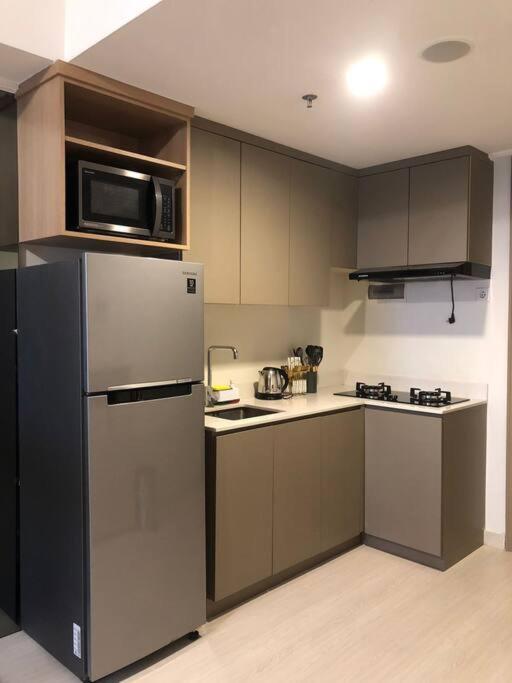 Gold Coast By Senyaman Living Apartment *