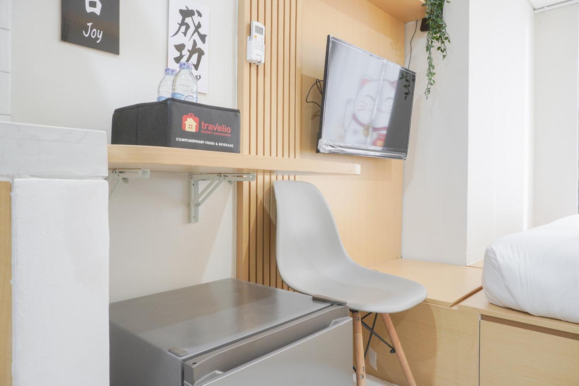 Simply Designed At Daan Mogot By Travelio