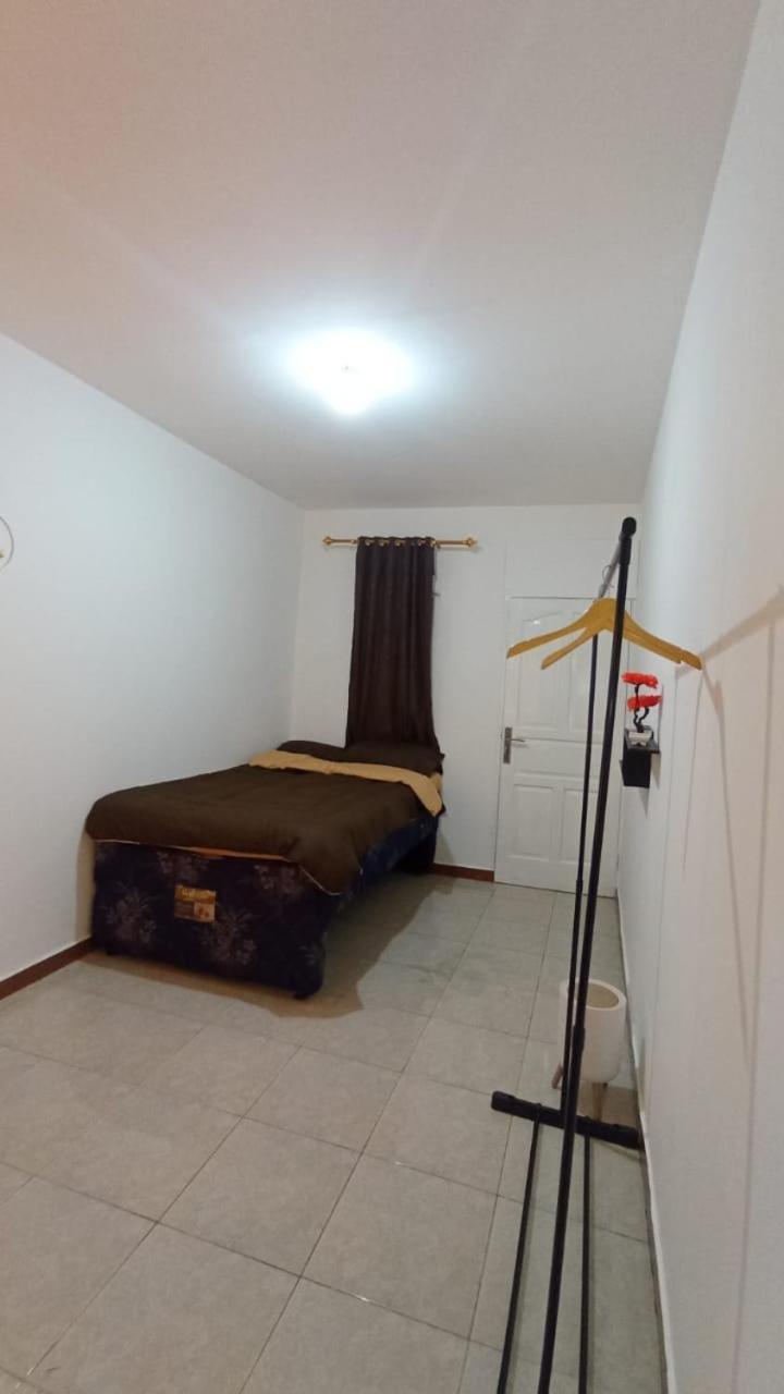 Rays Hotel *