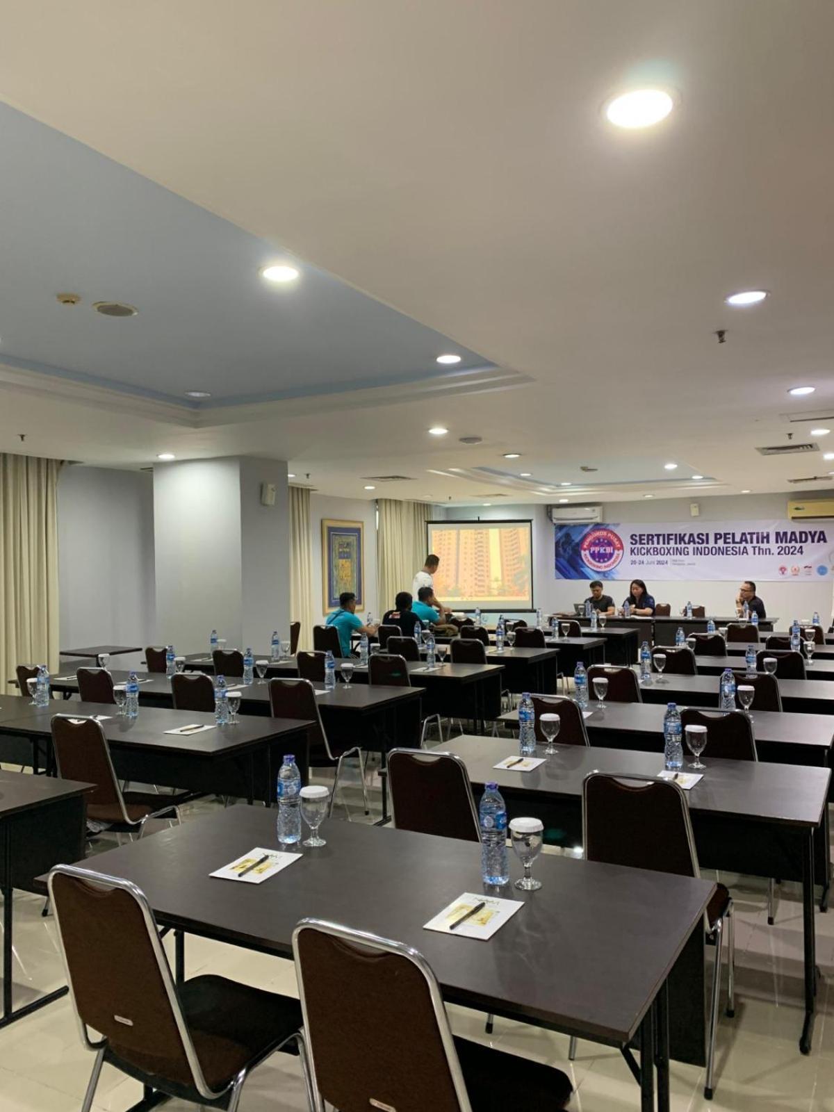 Hotel Nam Kemayoran 3*