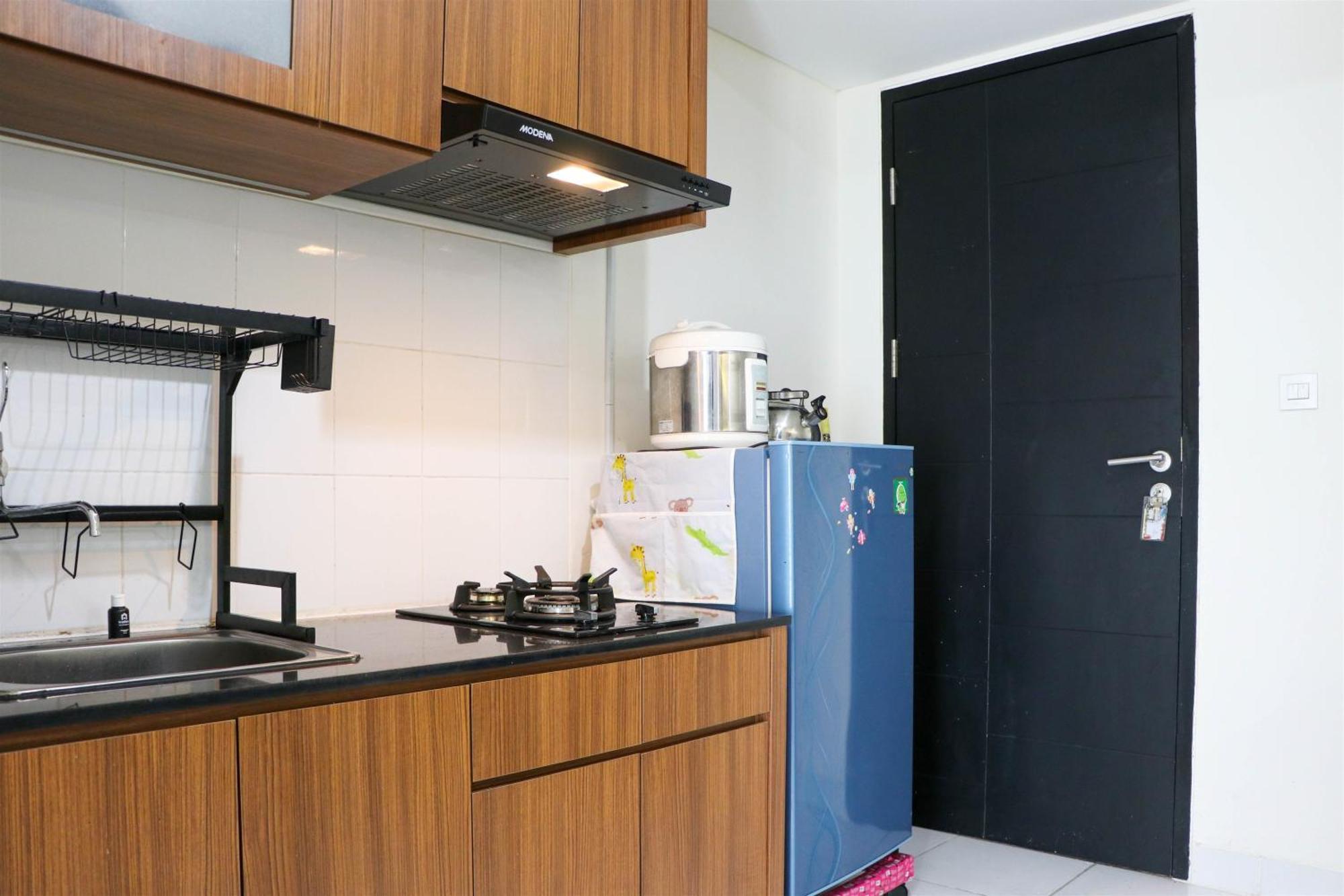 Apartment And Cozy 1br Sentraland Cengkareng By Travelio Jakarta