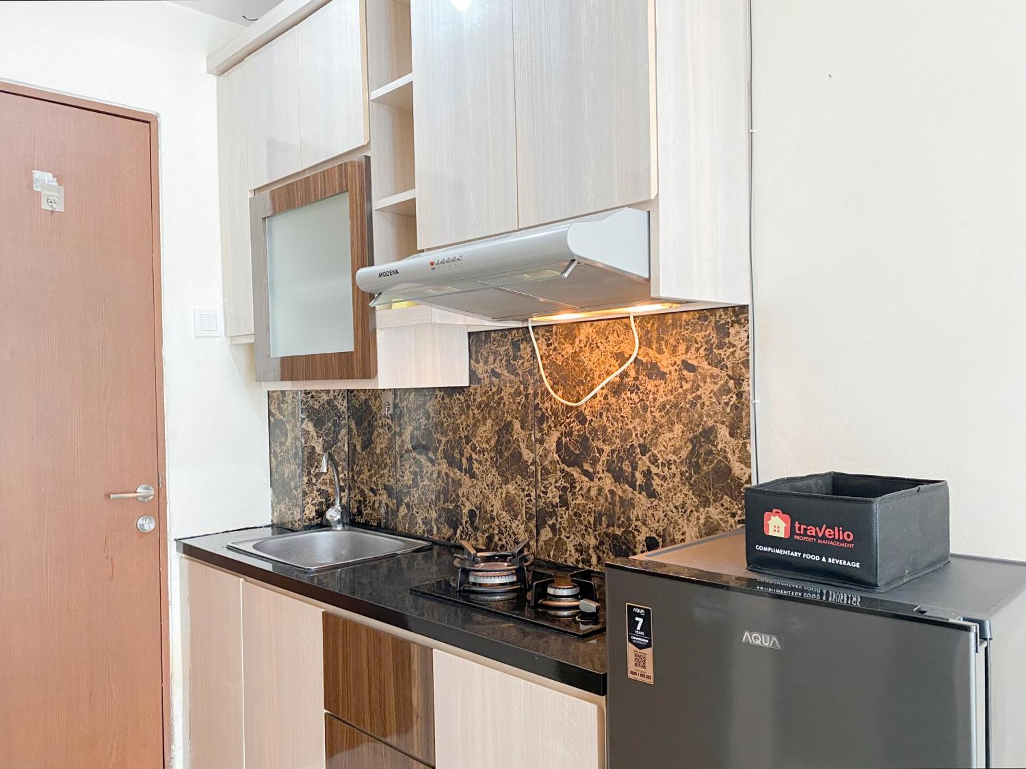 Modern Look And Comfy Tifolia By Travelio Apartment *