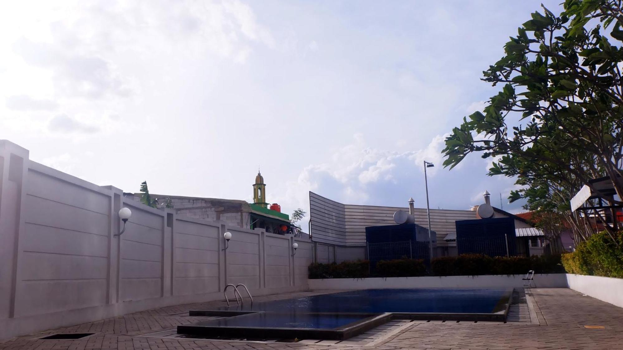 Modern Look And Comfy Tifolia By Travelio Apartment Jakarta