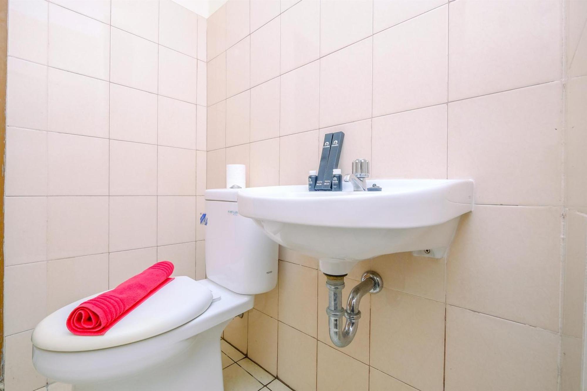 Comfortable And Warm 2br At Tifolia By Travelio Apartment Jakarta