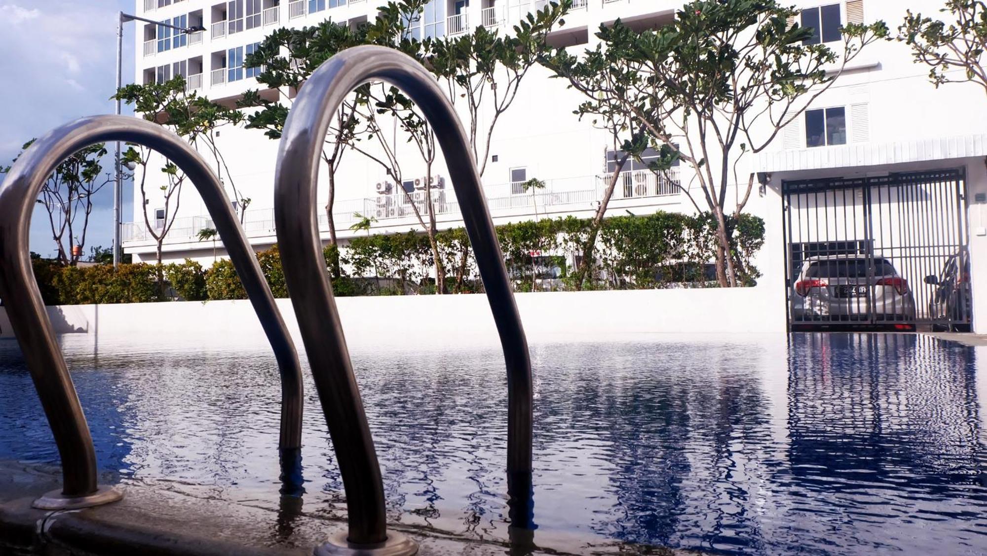 Modern Look And Comfy Tifolia By Travelio Jakarta