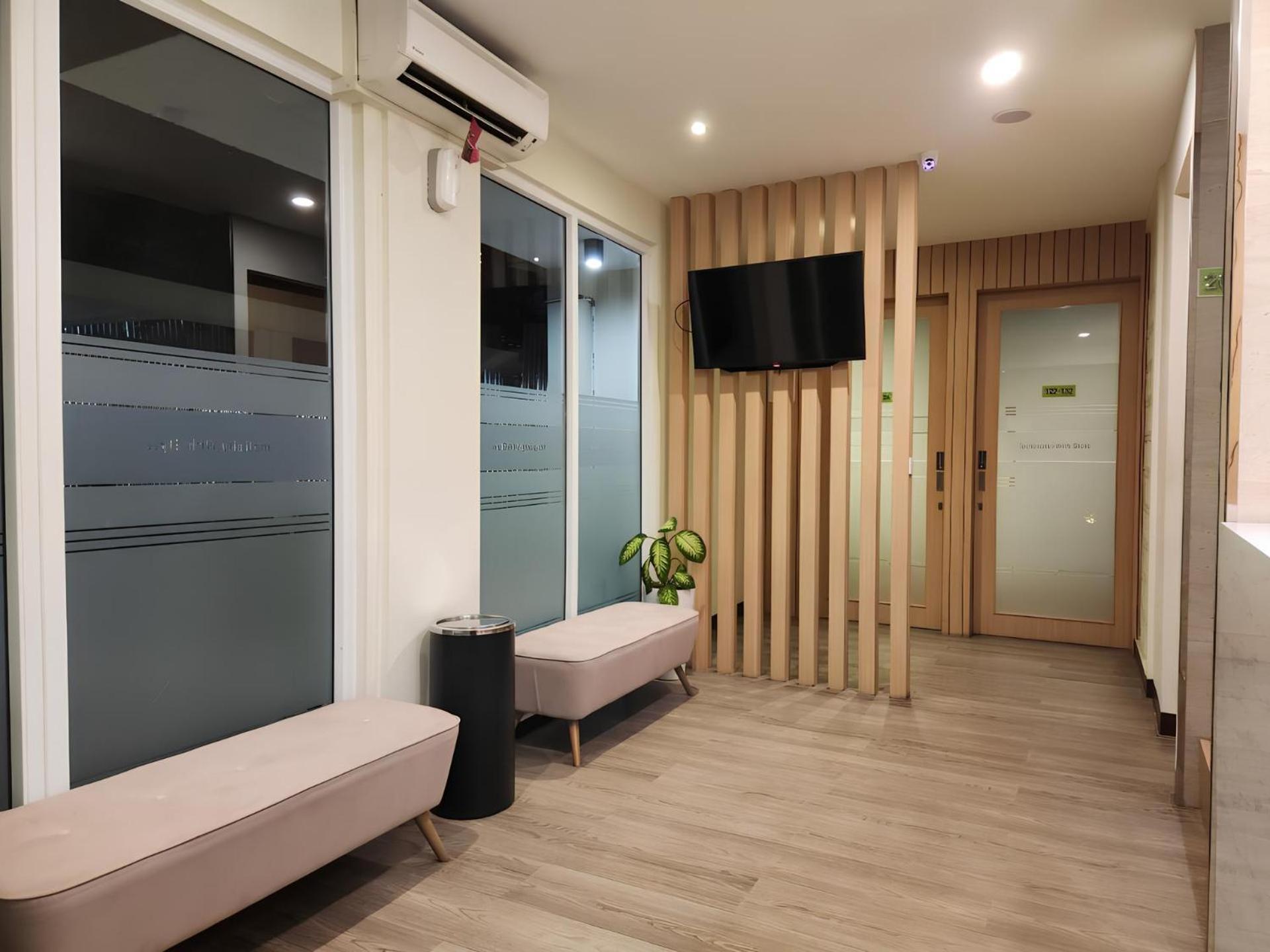 Hotel Whiz Capsule Thamrin *