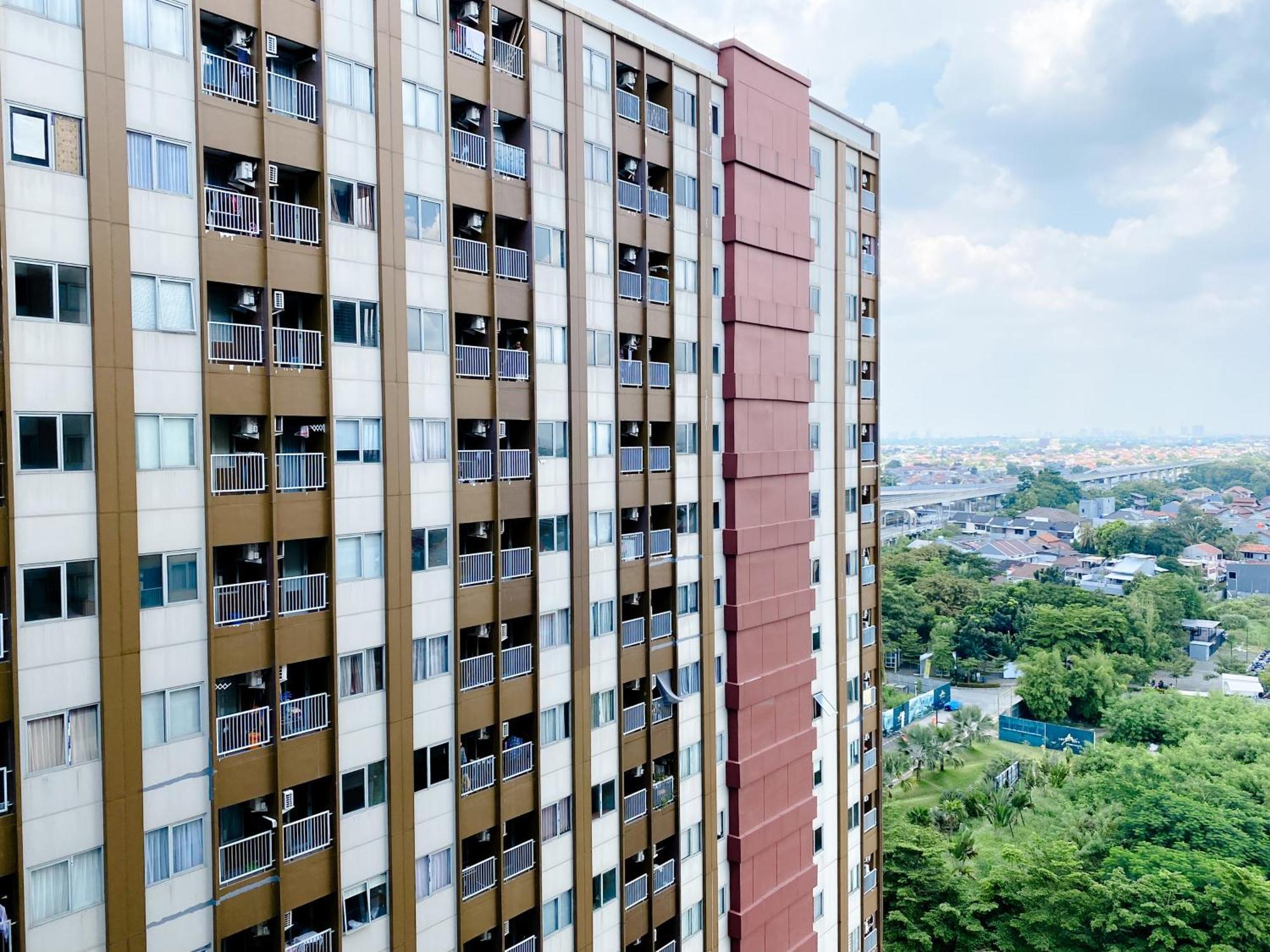 Good Choice And Cozy Gateway Park Lrt Bekasi By Travelio Apartment Jakarta