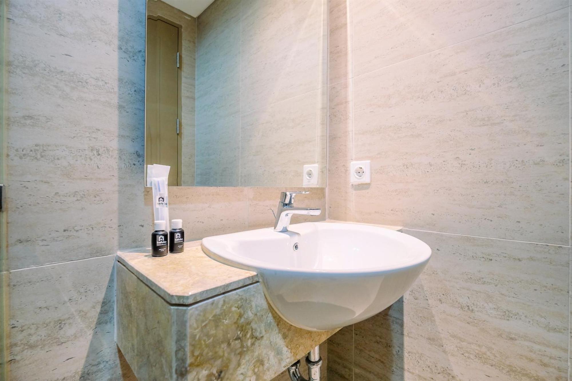Stylish 1br At Gold Coast By Travelio