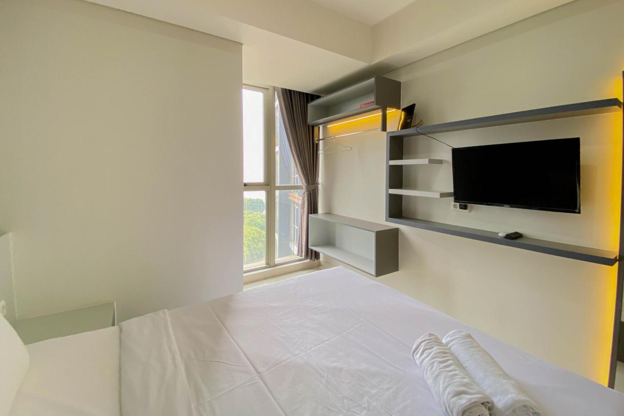 Modern And Homey 1br Apartemen