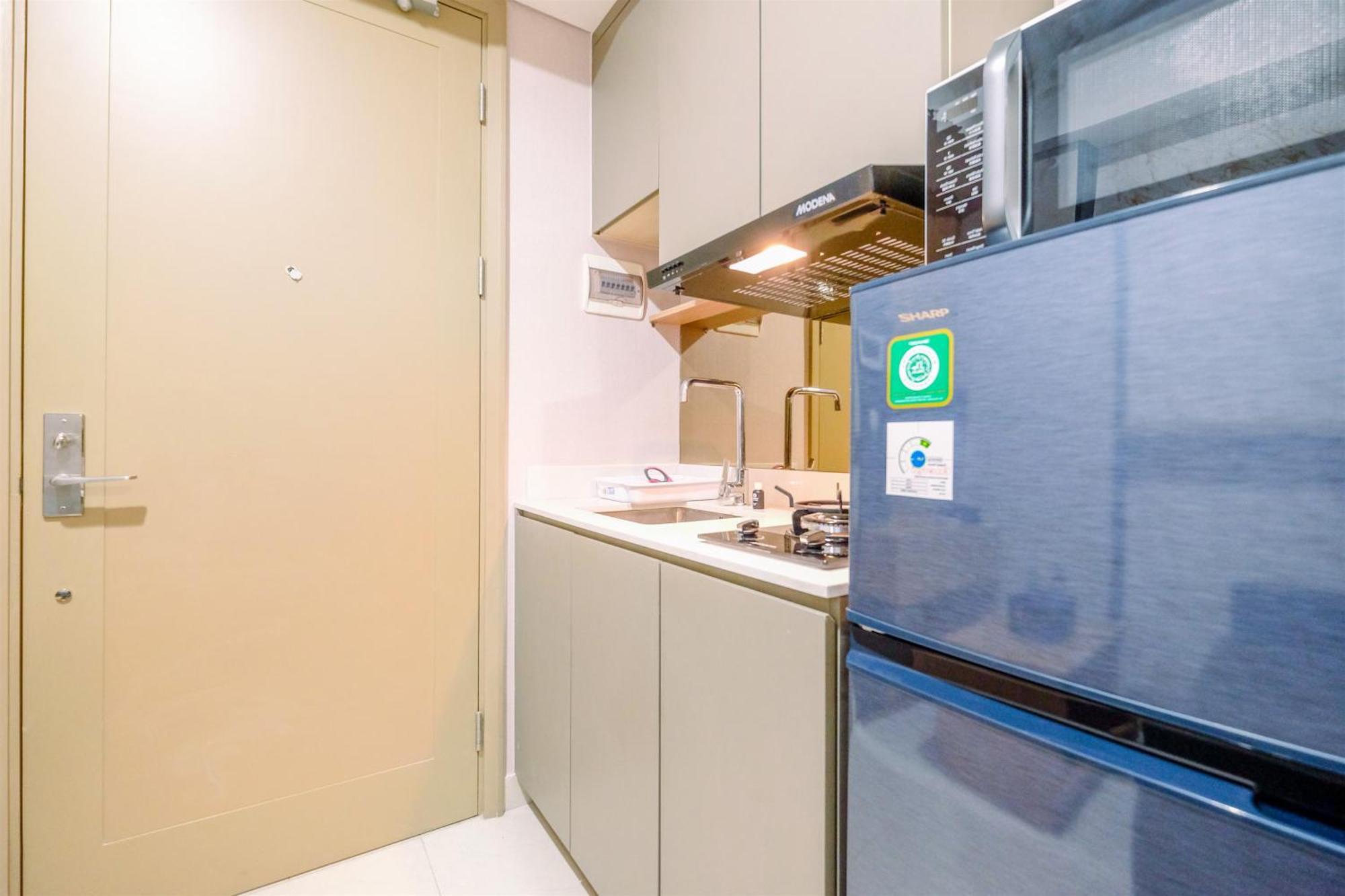 Stylish 1br At Gold Coast By Travelio Jakarta