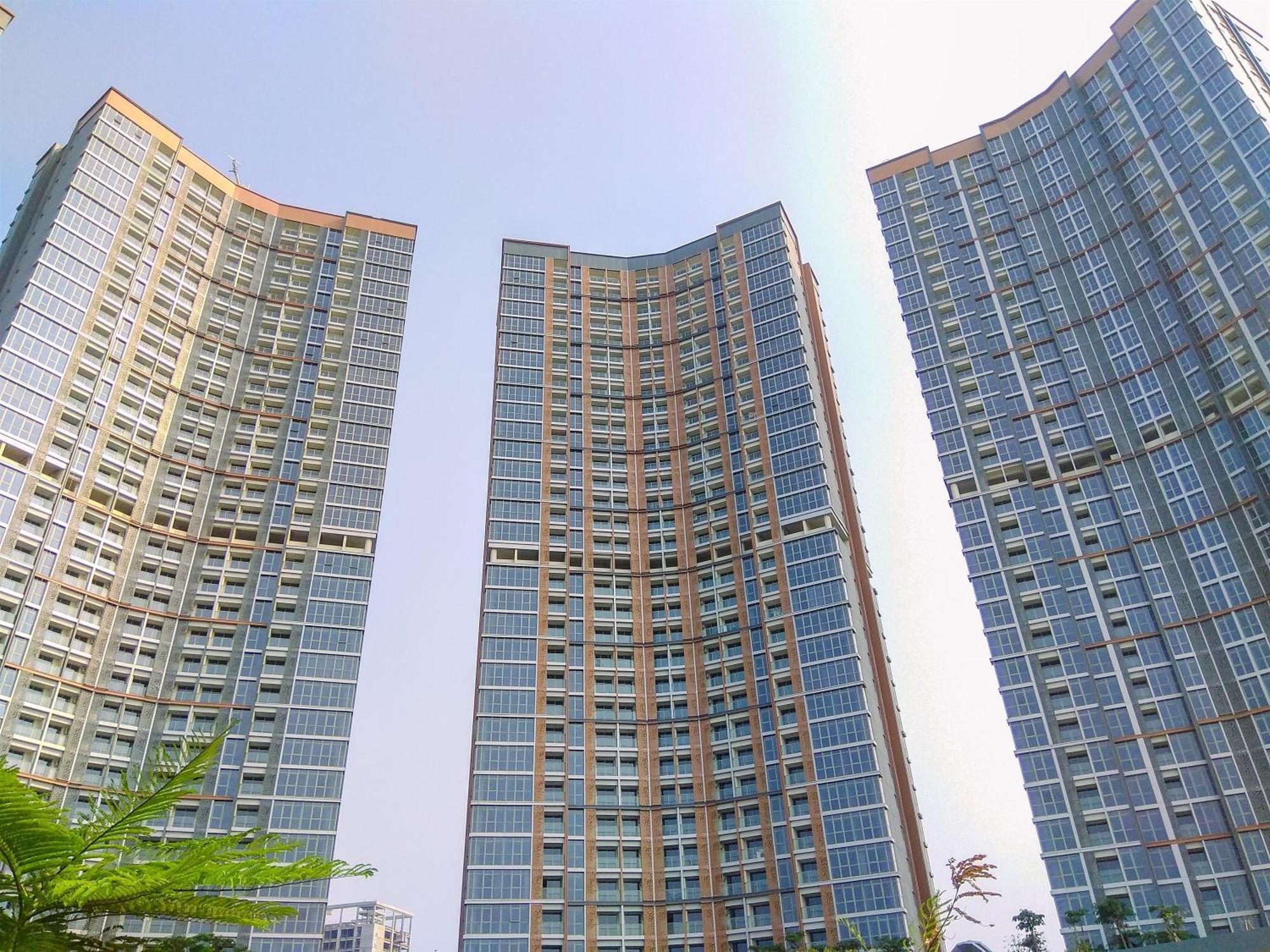 Modern And Homey 1br Apartemen *
