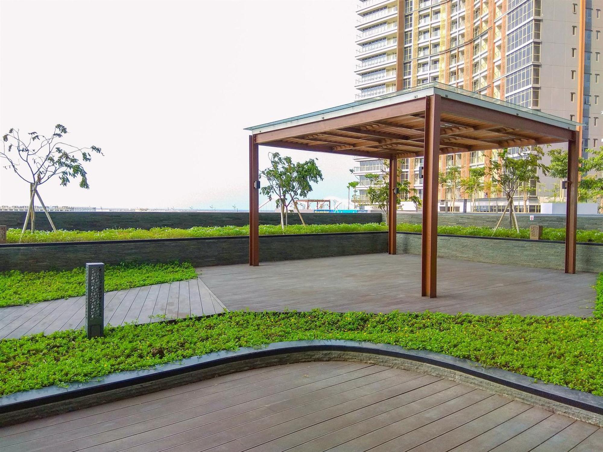 Apartment Stylish 1br At Gold Coast By Travelio