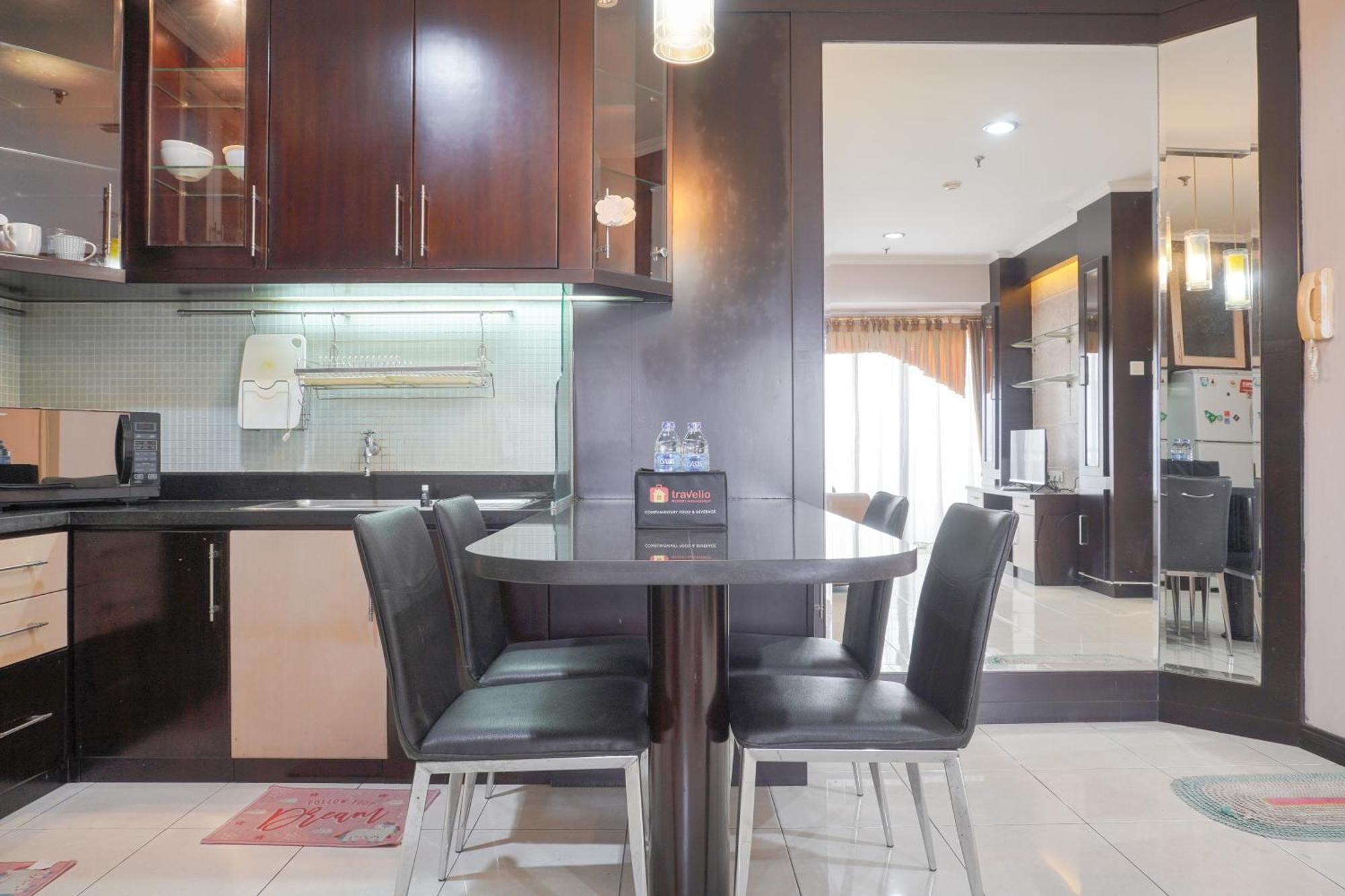 Cozy And Simply Look 2br At 12nd Floor Puri Garden By Travelio Jakarta