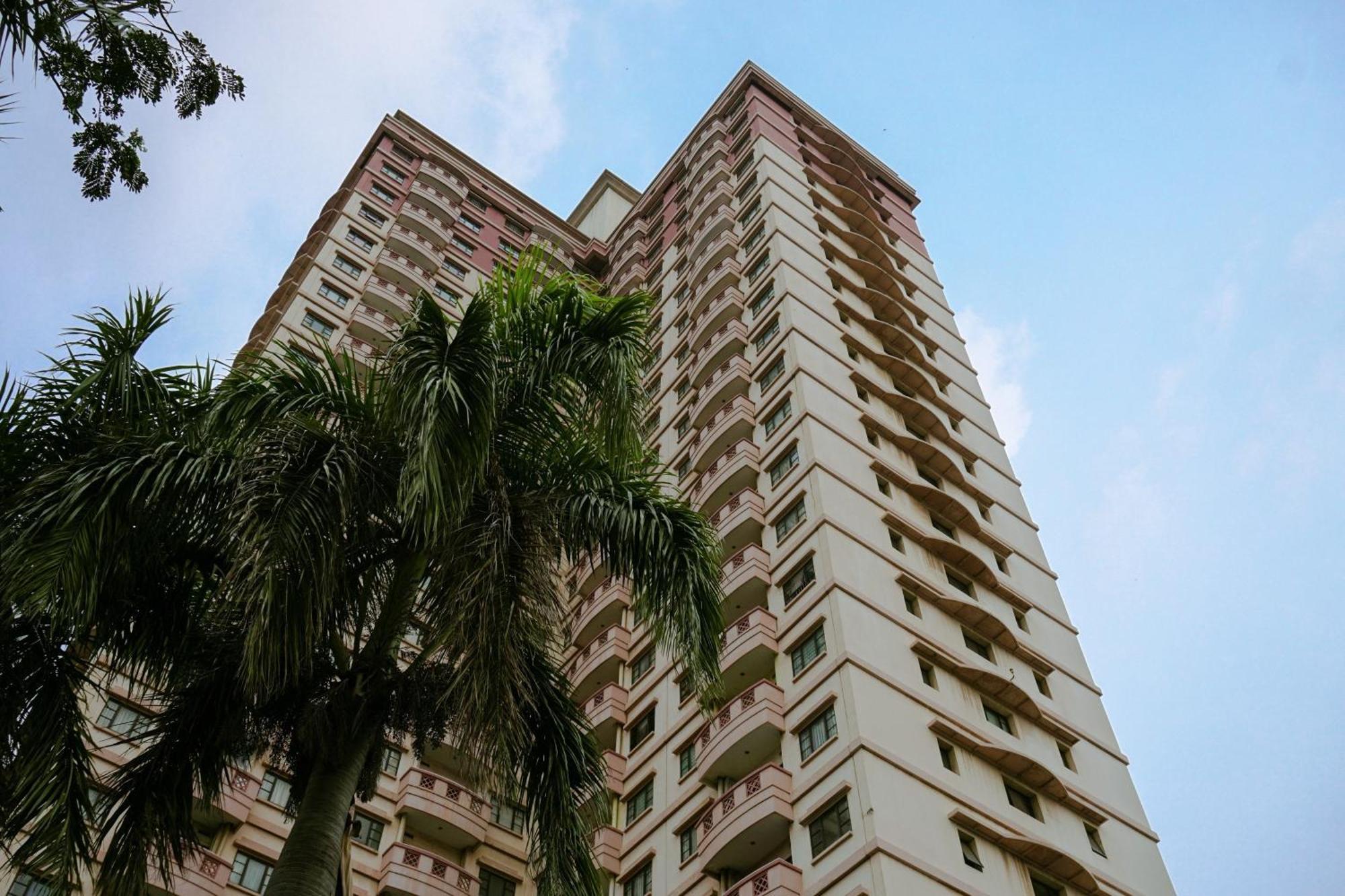 Cozy And Simply Look 2br At 12nd Floor Puri Garden By Travelio Apartment *