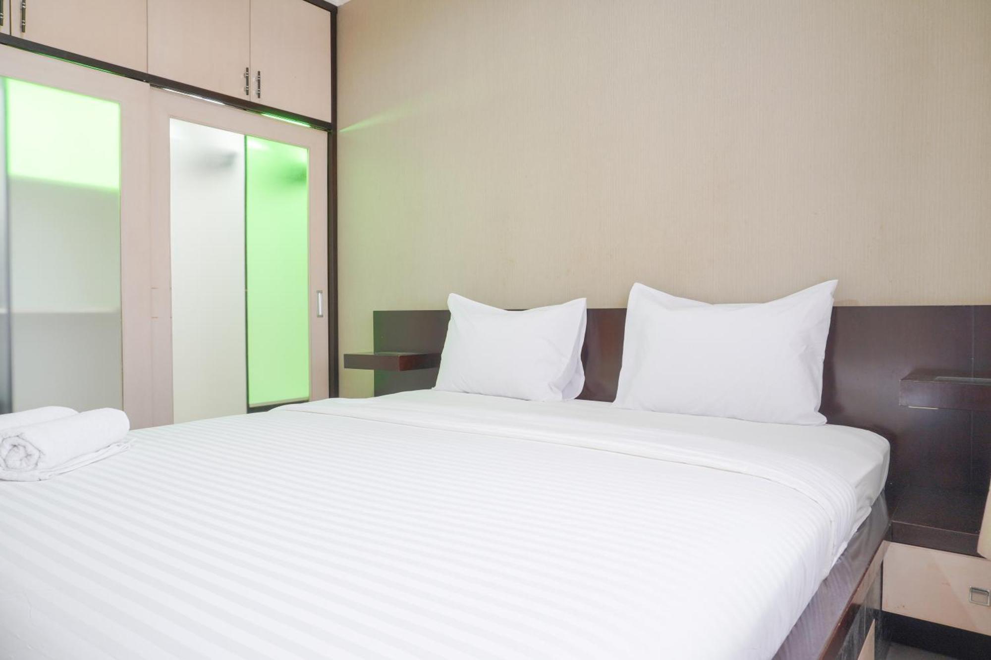 Apartment Cozy And Simply Look 2br At 12nd Floor Puri Garden By Travelio Jakarta