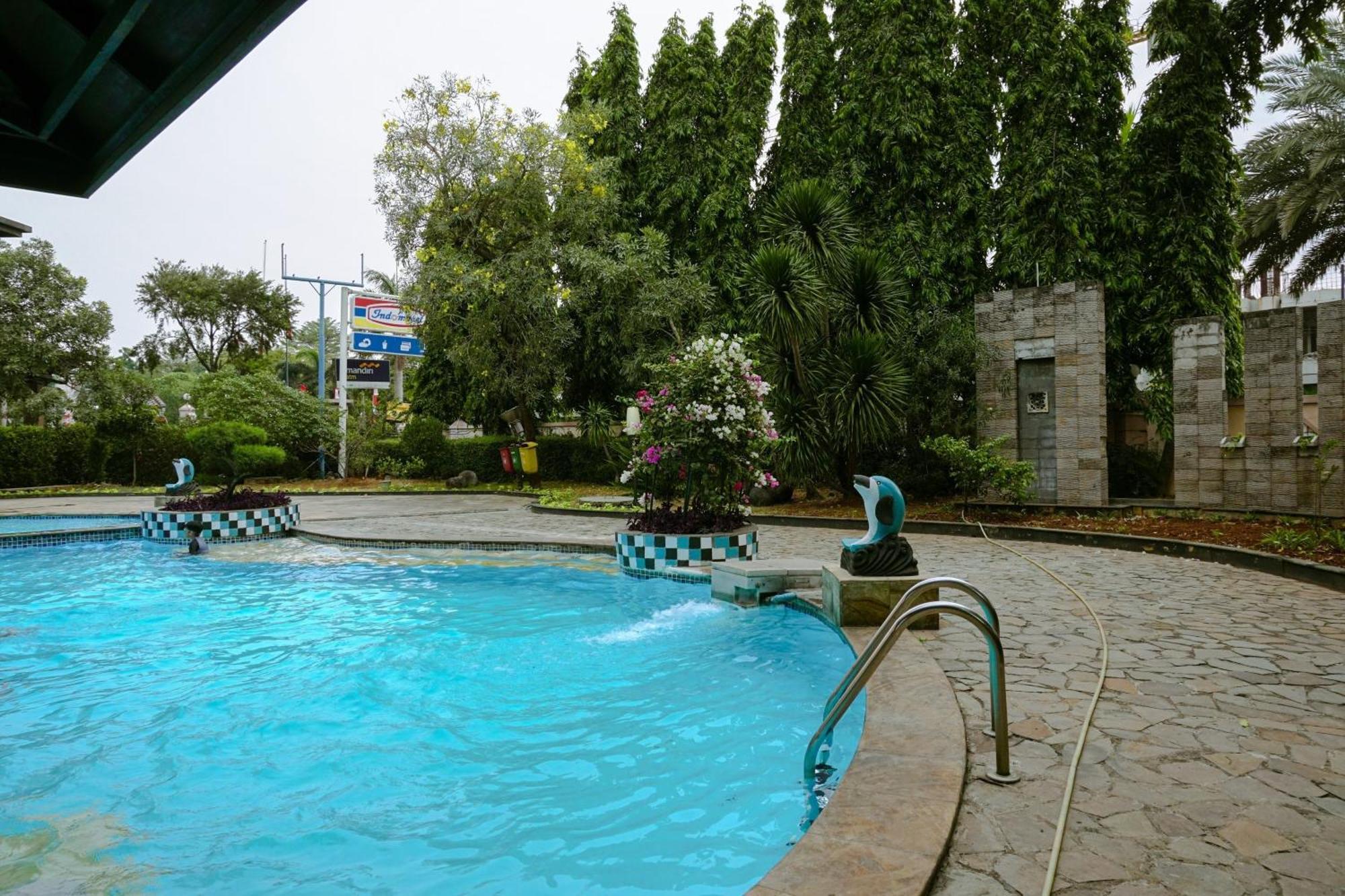 Cozy And Simply Look 2br At 12nd Floor Puri Garden By Travelio *