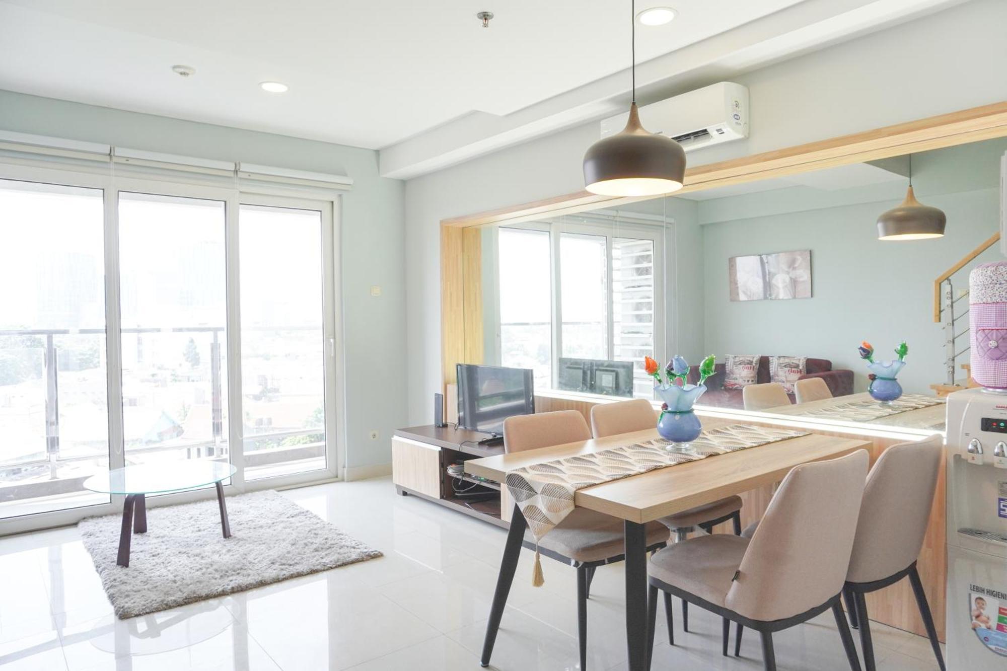 Apartment Comfy And Spacious 2br Loft Maqna By Travelio Jakarta