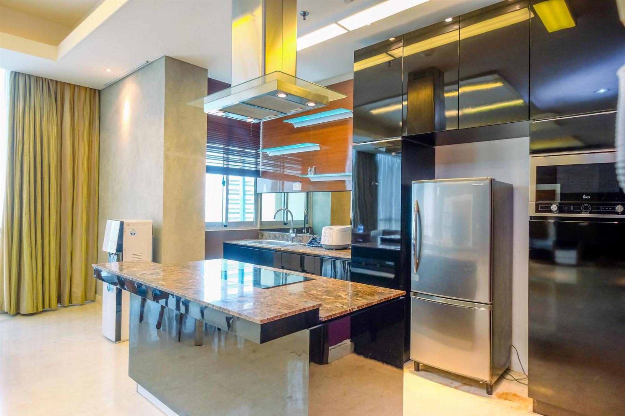 Homey Penthouse 3br With Extra Kemang Village By Travelio * Jakarta