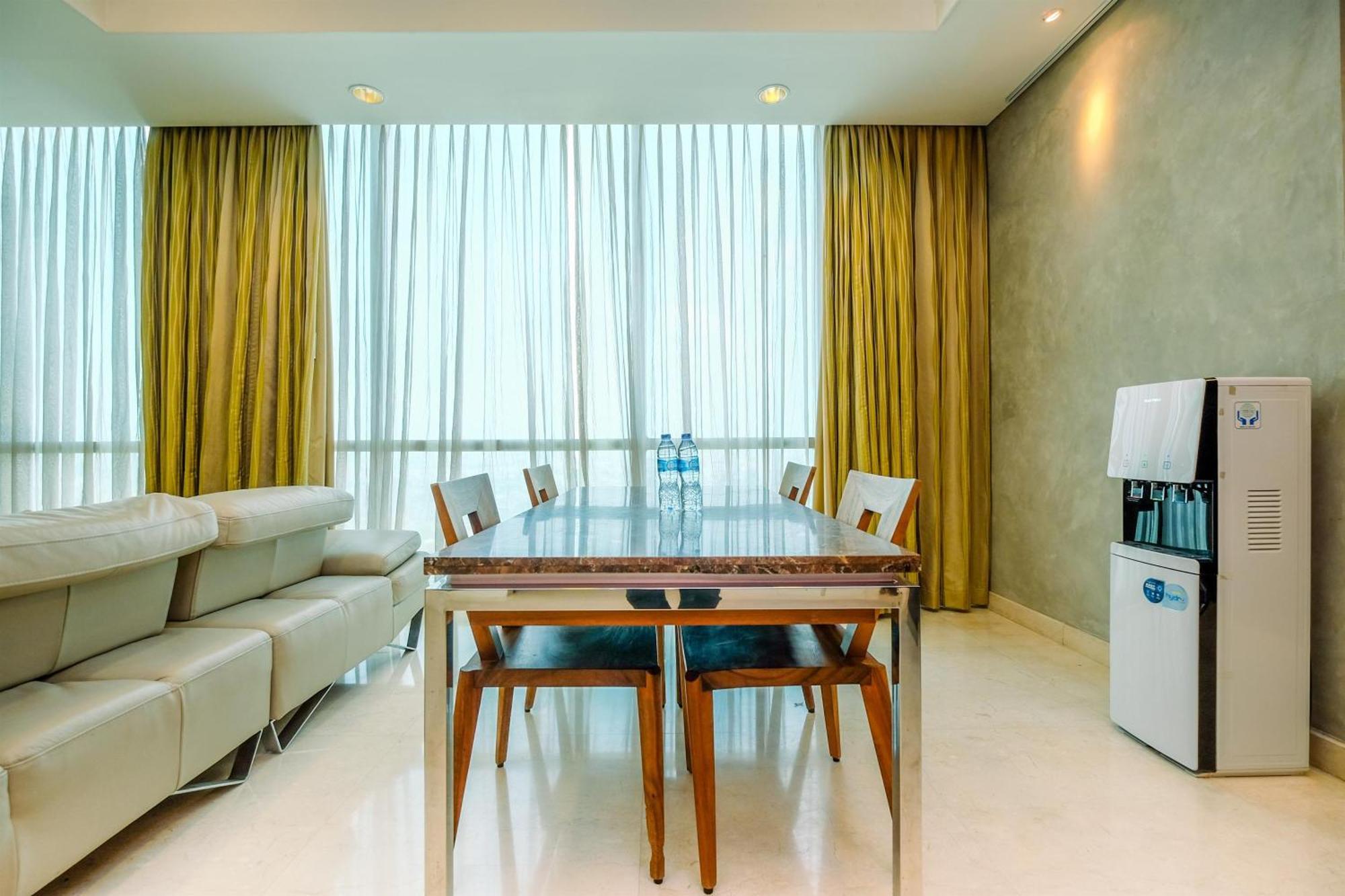 Homey Penthouse 3br With Extra Kemang Village By Travelio