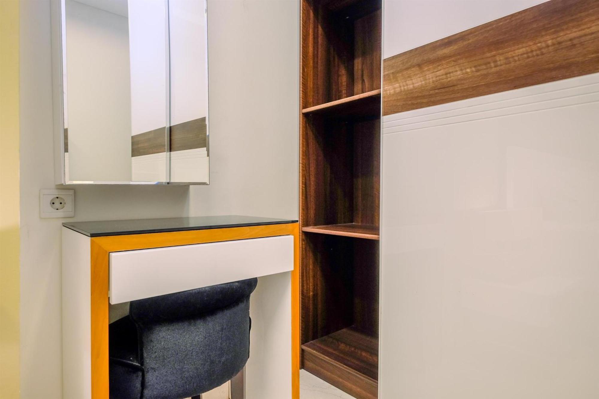 Homey Penthouse 3br With Extra Kemang Village By Travelio * Jakarta