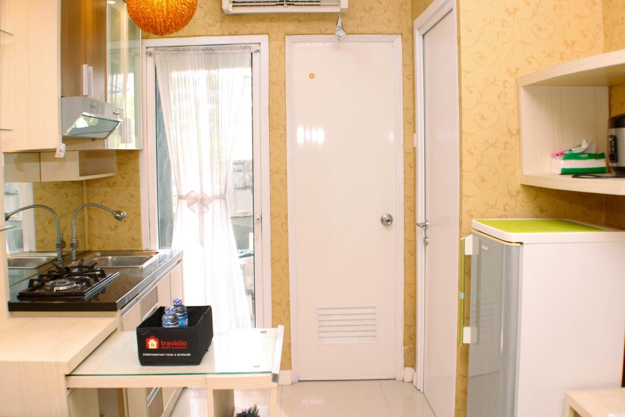And Strategic 2br At Pramuka By Travelio * Jakarta