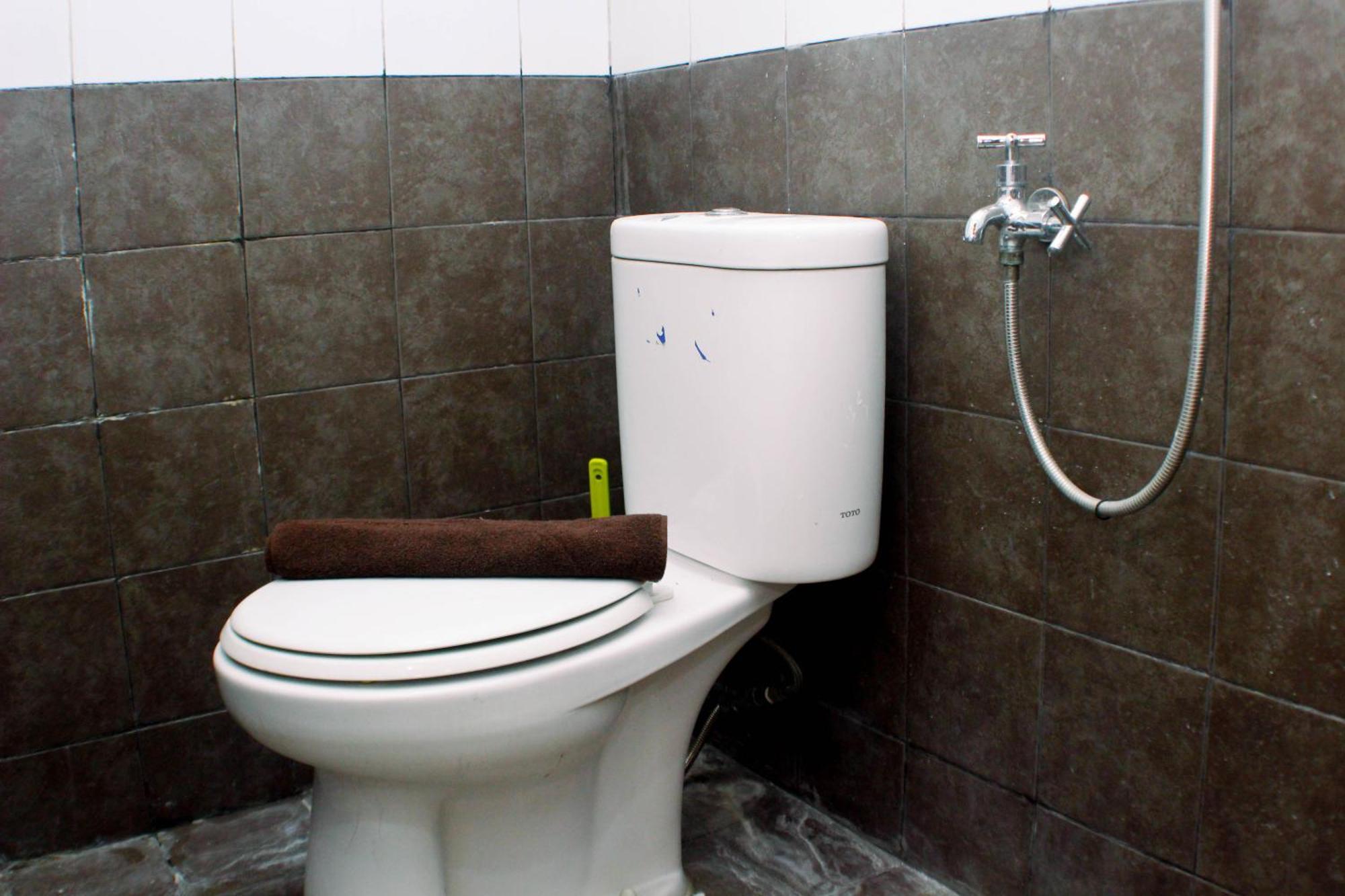 And Strategic 2br At Pramuka By Travelio Apartment