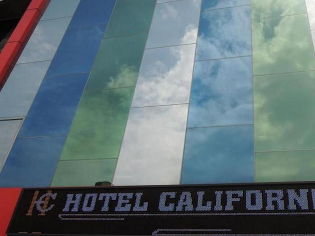 Khách sạn California
