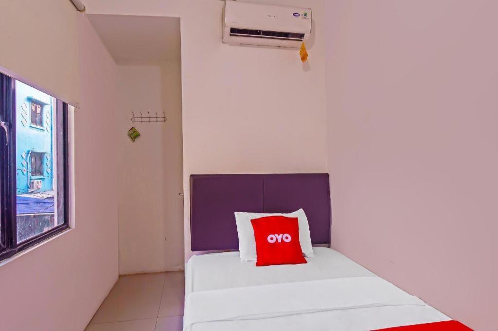 Oyo 92664 Cemara Koja Syariah Hotel Jakarta