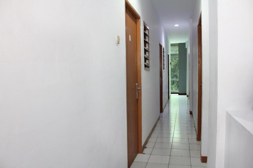 Hotel Oyo 176 Virgo Jakarta