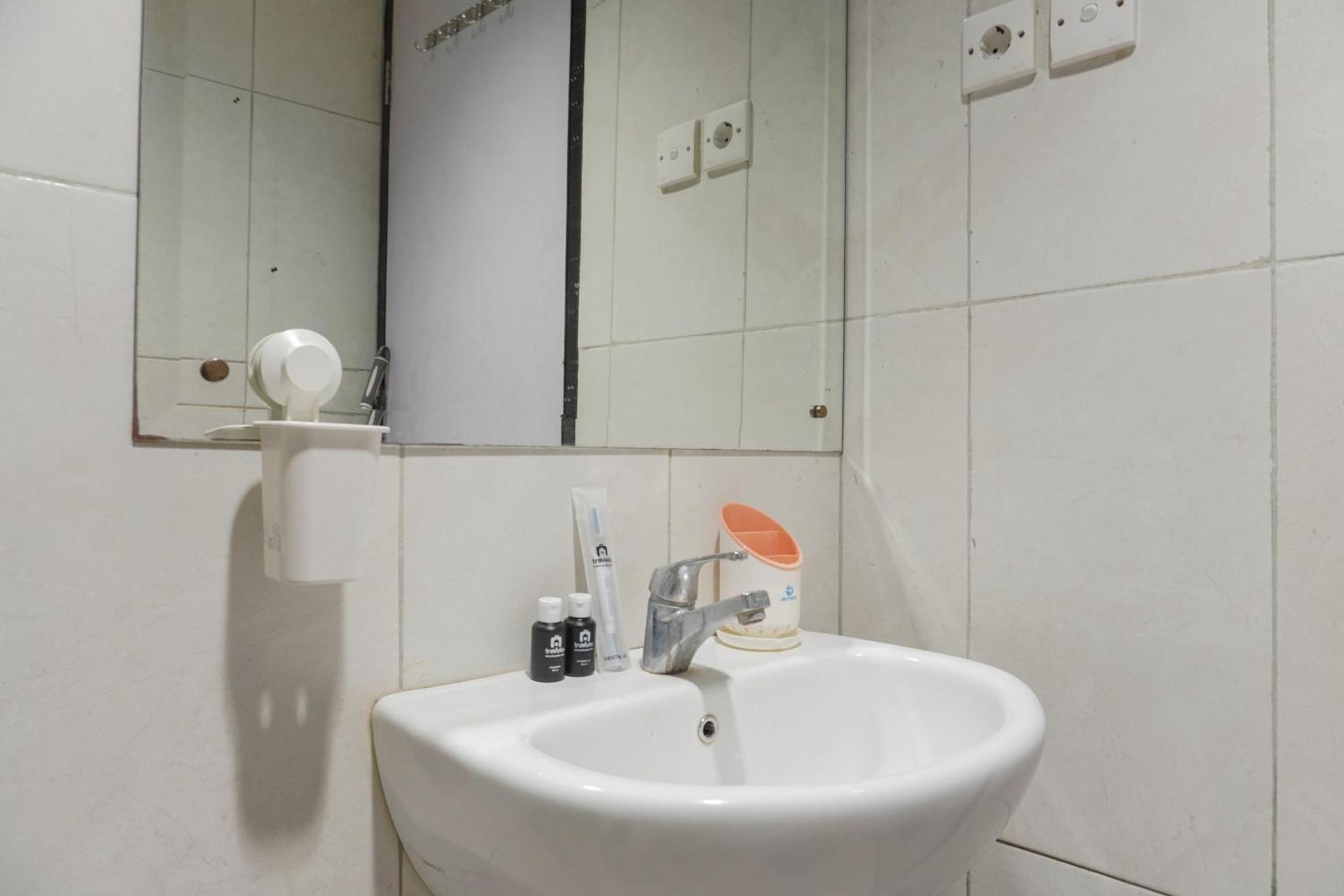 Good And Homey 2br At Nifarro Park By Travelio Apartment
