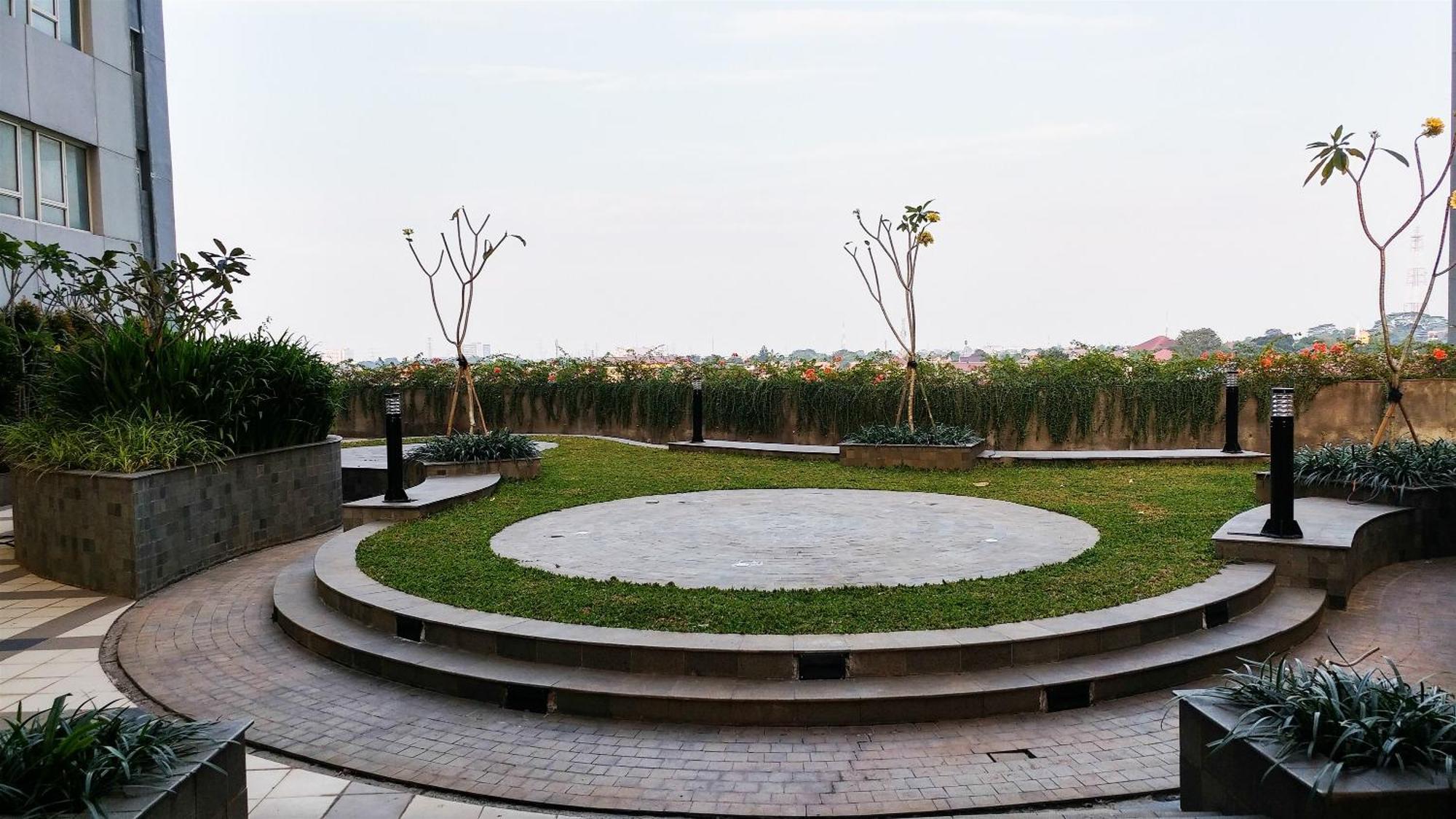 Apartment Good And Homey 2br At Nifarro Park By Travelio